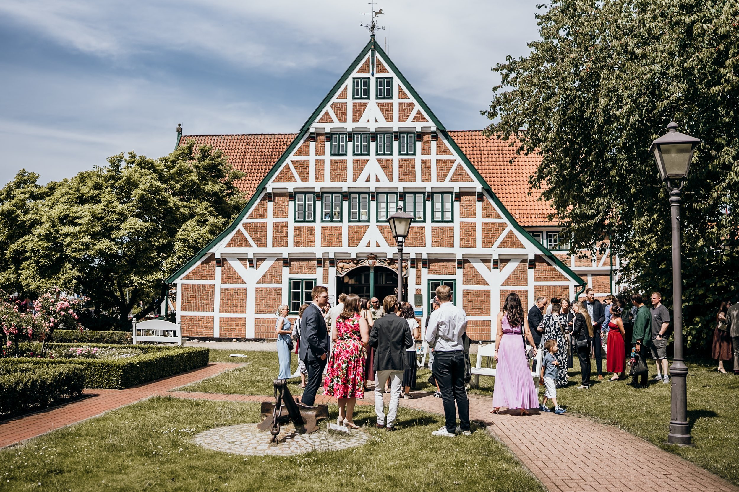 Hochzeit Standesamt Jork: Tabea & Jens, Hochzeitsreportage Bild 17 von Hochzeitsfotograf Serkan Can