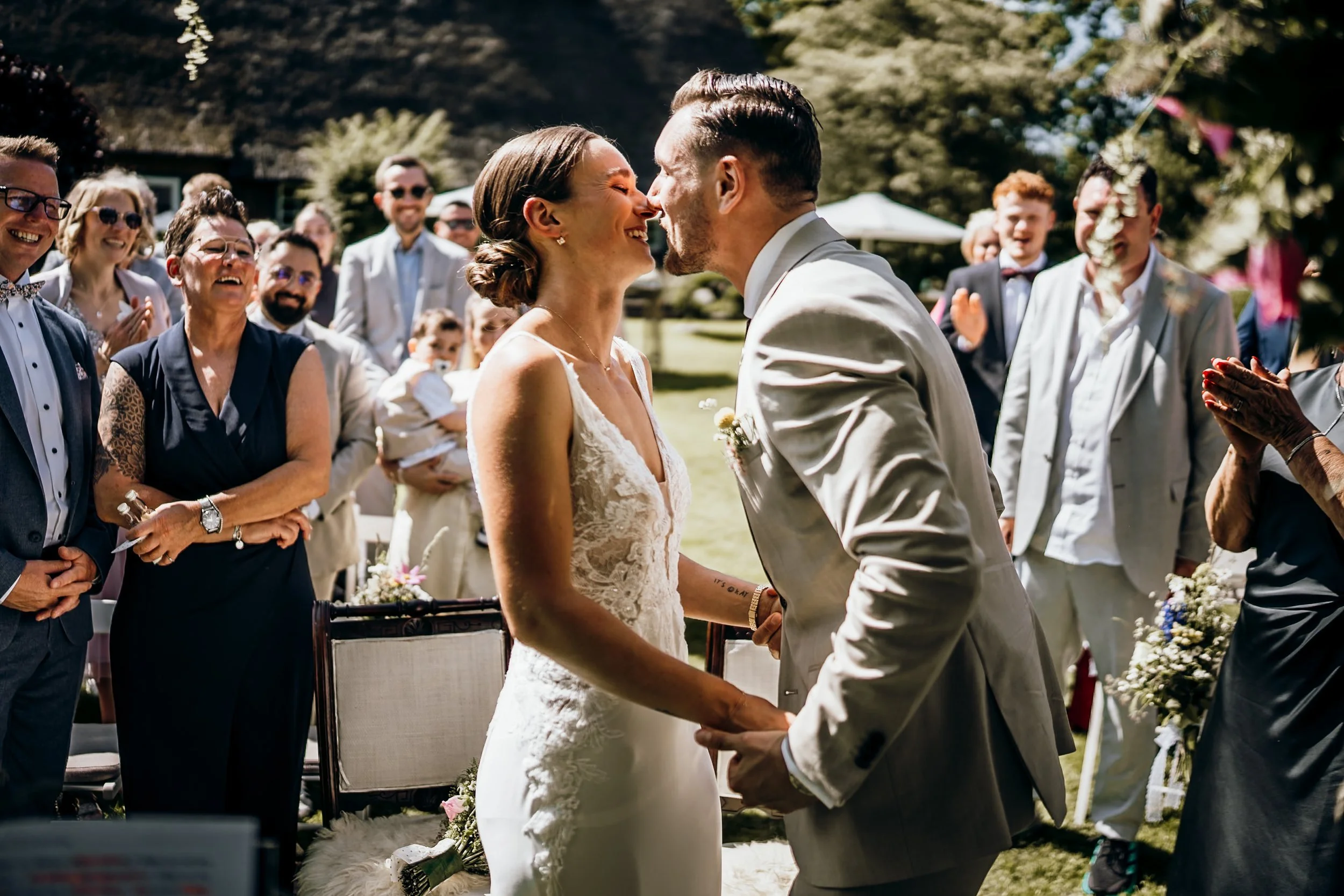 Hochzeit De Ole Schüün Hüttblek: Lina & Marco, Hochzeitsreportage Bild 9 von Hochzeitsfotograf Serkan Can