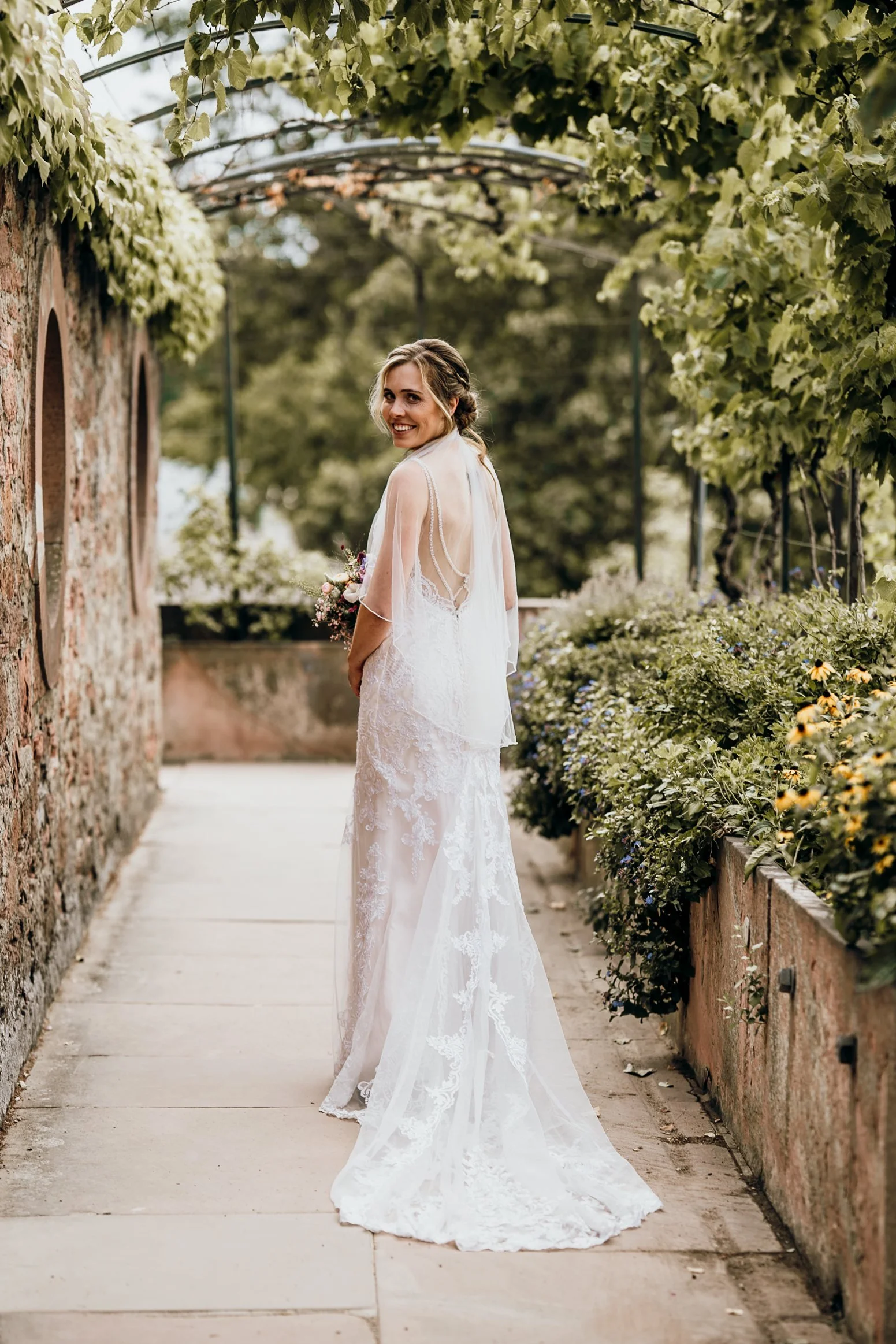 Hochzeit EventGalerie Obernburg am Main: Kathi & Martin, Hochzeitsreportage Bild 13 von Hochzeitsfotograf Serkan Can