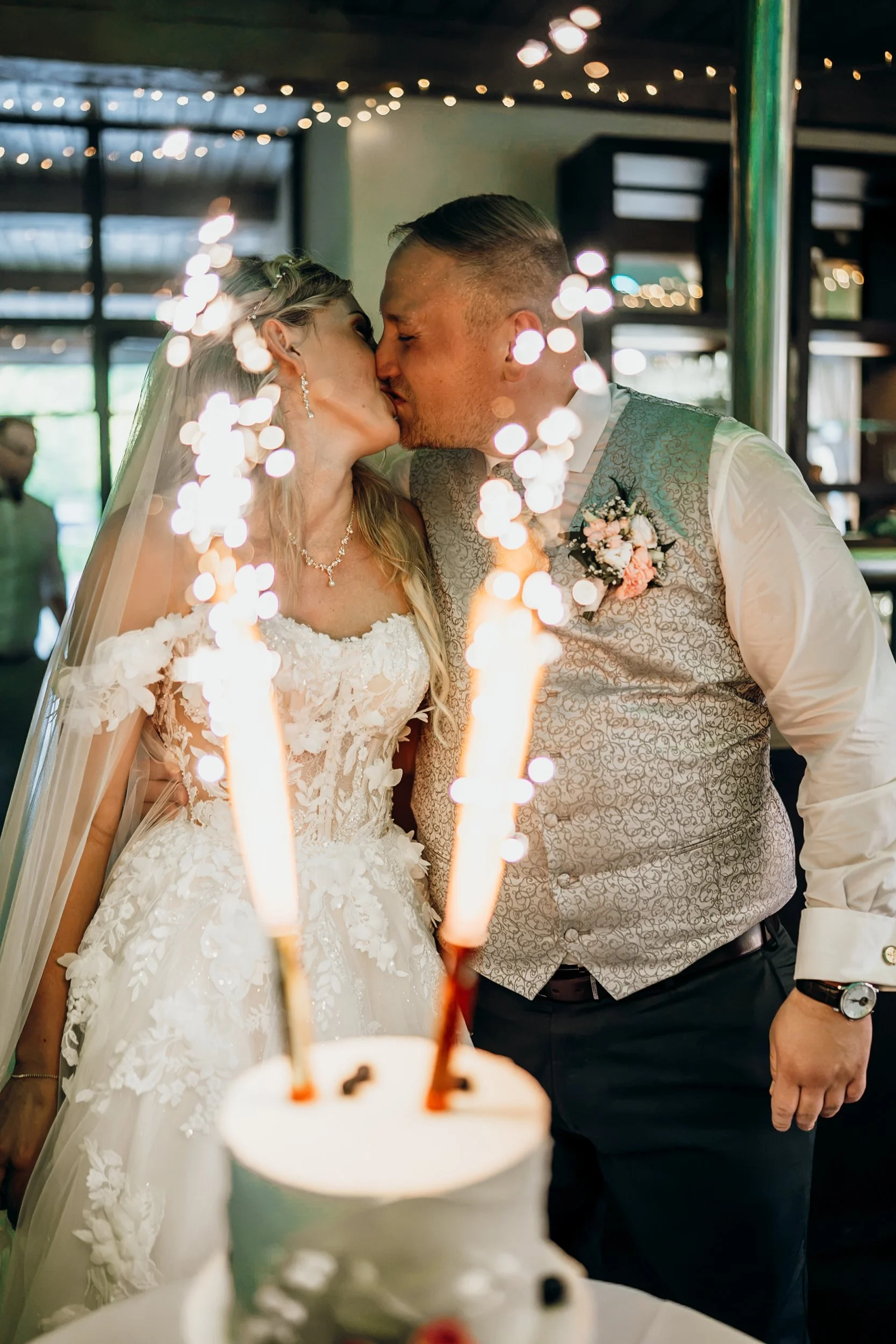 Hochzeit Restaurant Gut Wulfsmühle Tangstedt: Nora & Arthur, Hochzeitsreportage Bild 20 von Hochzeitsfotograf Serkan Can