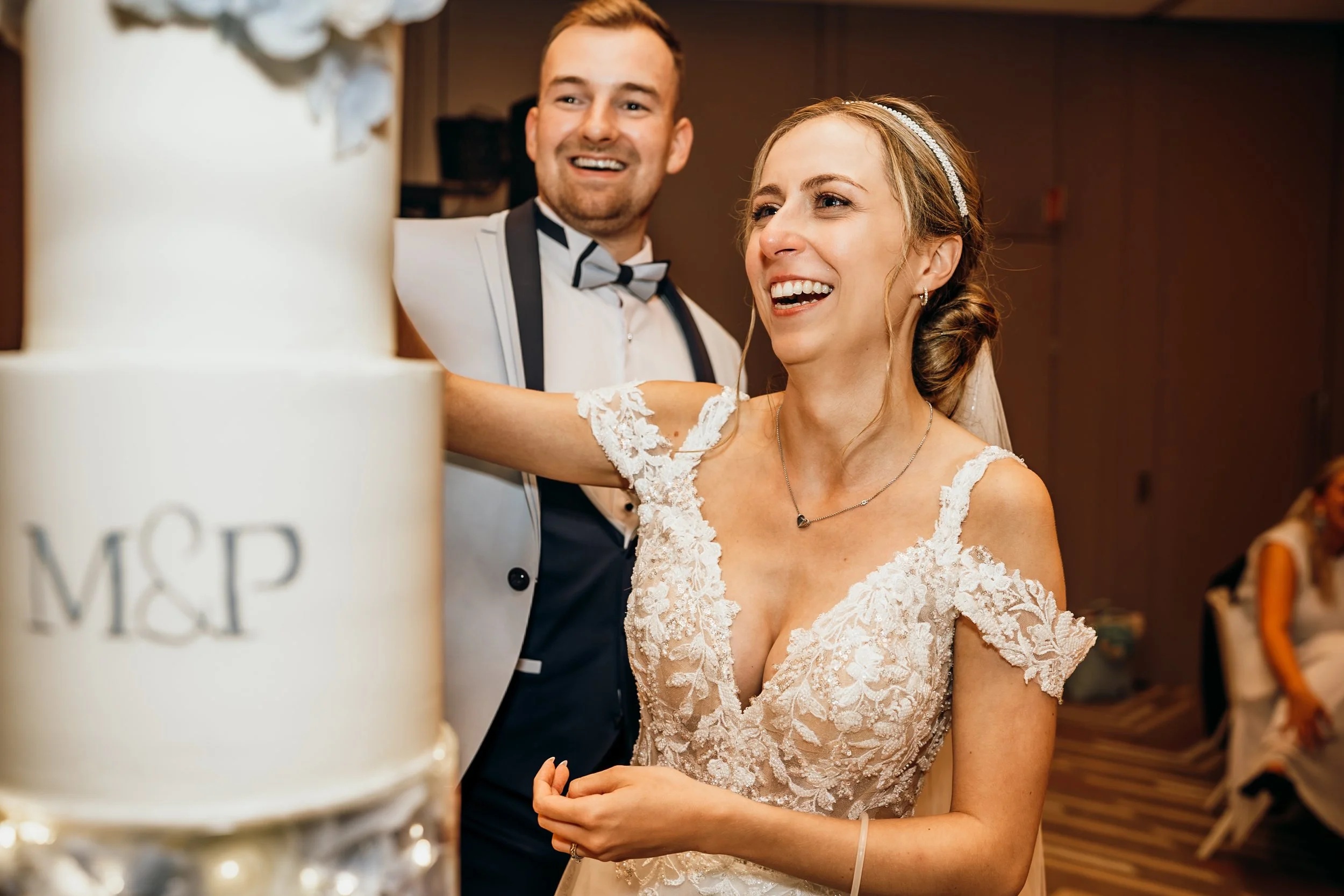 Hochzeit Steigenberger Hotel Treudelberg Hamburg: Milena & Philipp, Hochzeitsreportage Bild 23 von Hochzeitsfotograf Serkan Can