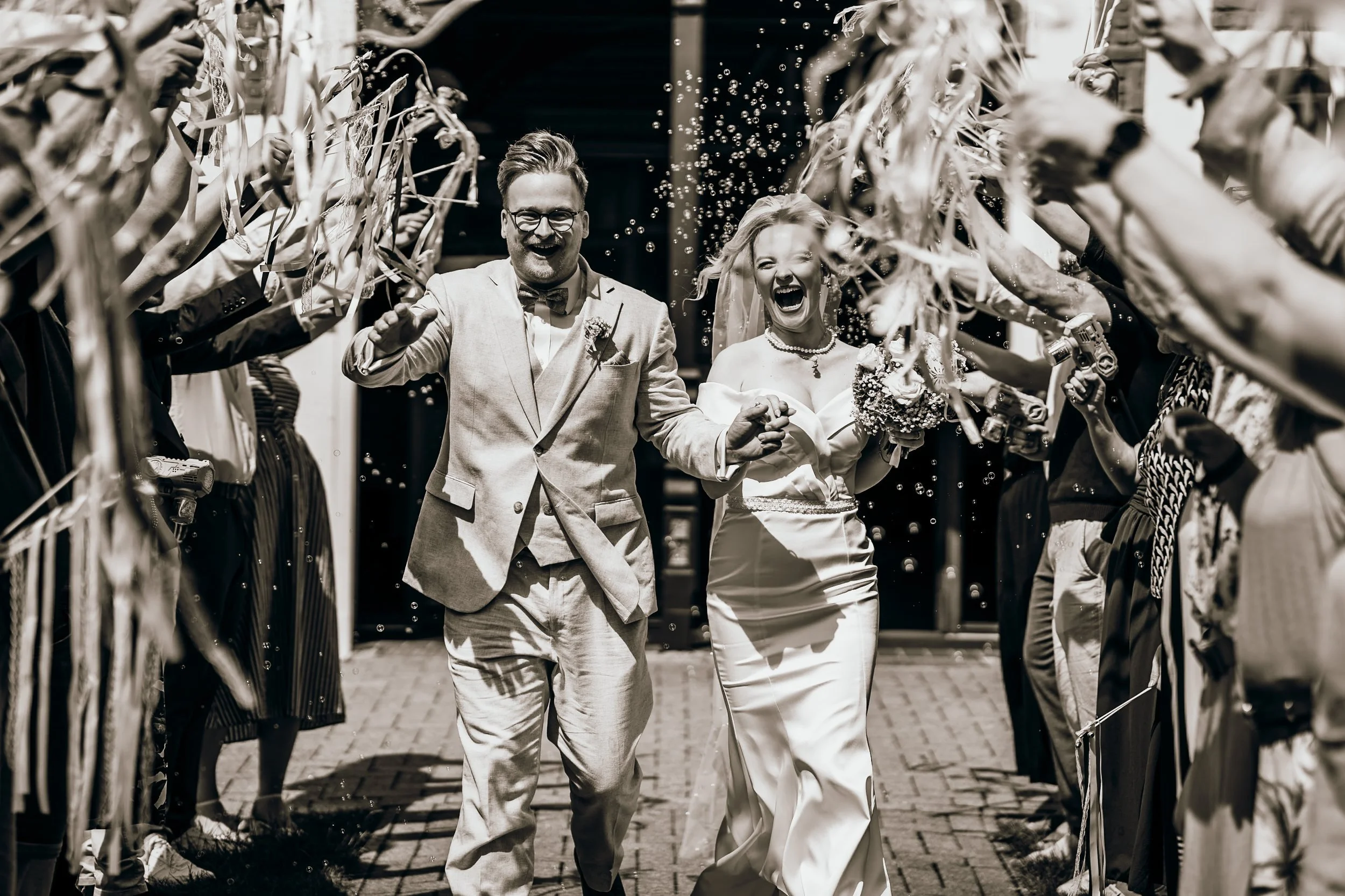 Hochzeit Standesamt Jork: Tabea & Jens, Hochzeitsreportage Bild 16 von Hochzeitsfotograf Serkan Can