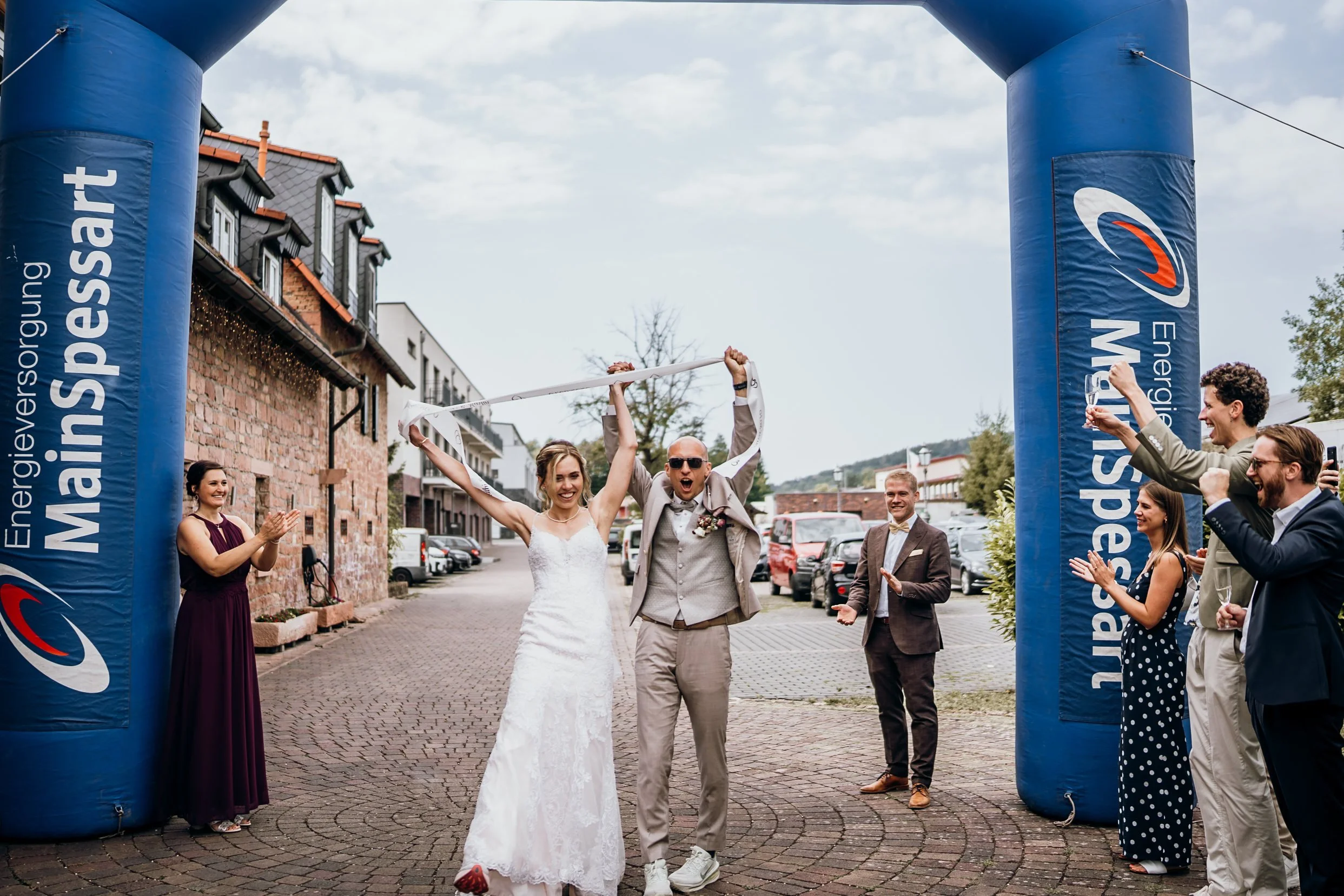 Hochzeit EventGalerie Obernburg am Main: Kathi & Martin, Hochzeitsreportage Bild 25 von Hochzeitsfotograf Serkan Can
