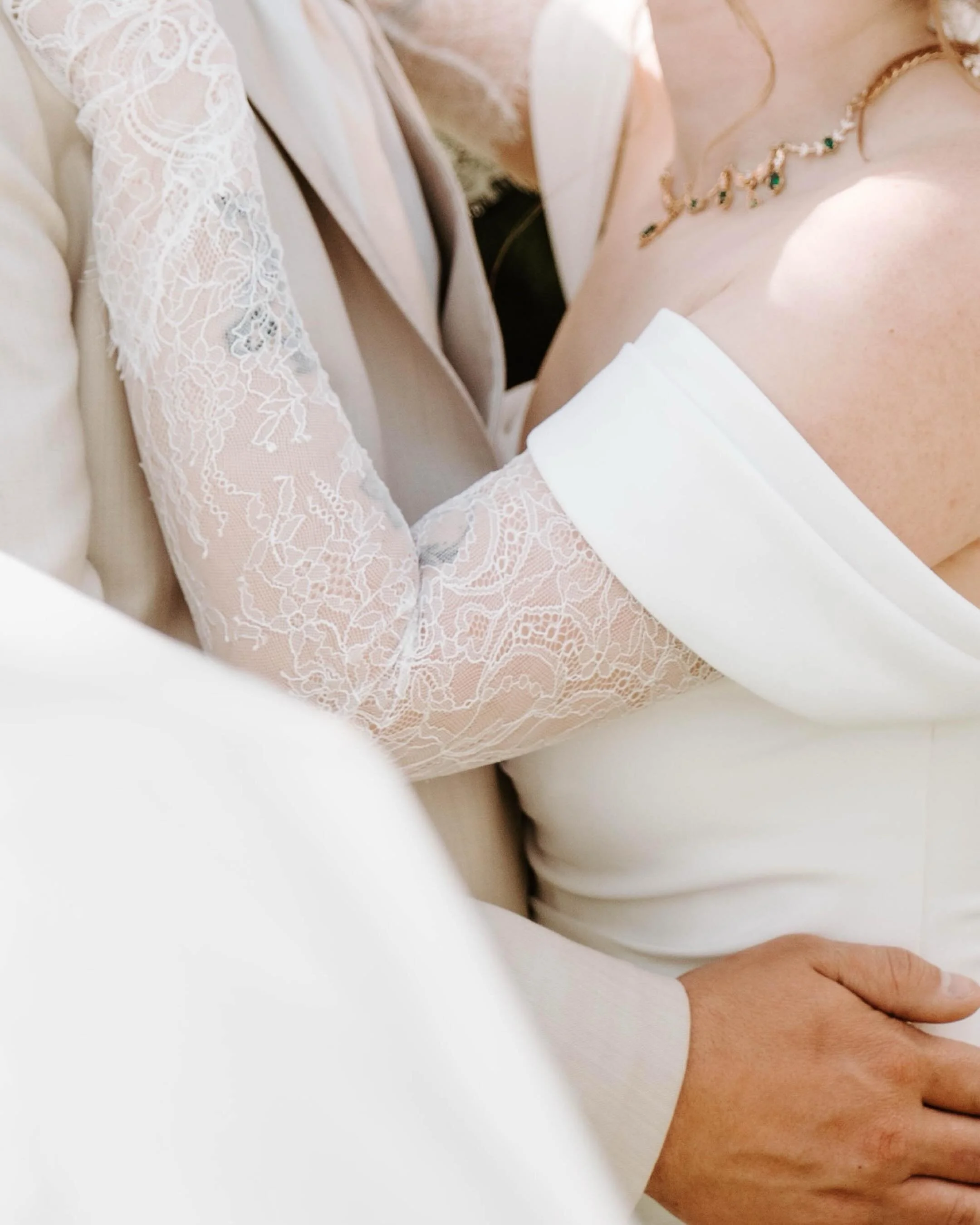 The in-between moments that made Jacob &amp; Gabrielle&rsquo;s day so unique ✨

VENDOR TEAM
Photo: @irismariephoto 
Venue: @alleghenycountyvenues 
Planner: @irieeventdesign 
Florals: @allyzajac.floraldesign 
DJ: @loyaltyentertains 
Rings: @jaredjewel