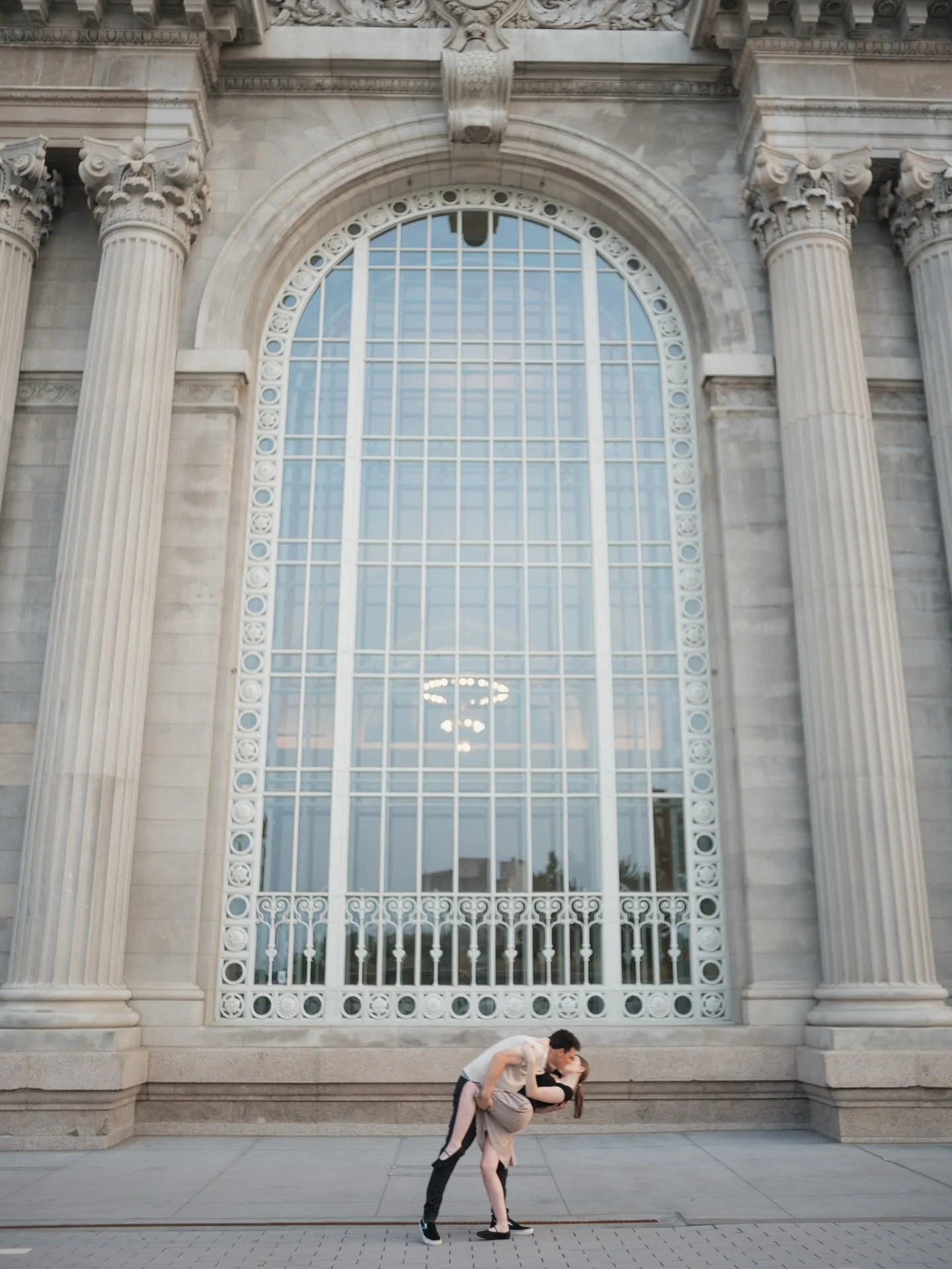 Bringing back this warm Michigan Central Station session with Andy and Emily last summer in hopes of encouraging spring to stick. 

#michigancentralstation #couplesphotoshoot #detroitengagementphotographer #filmlensondigital