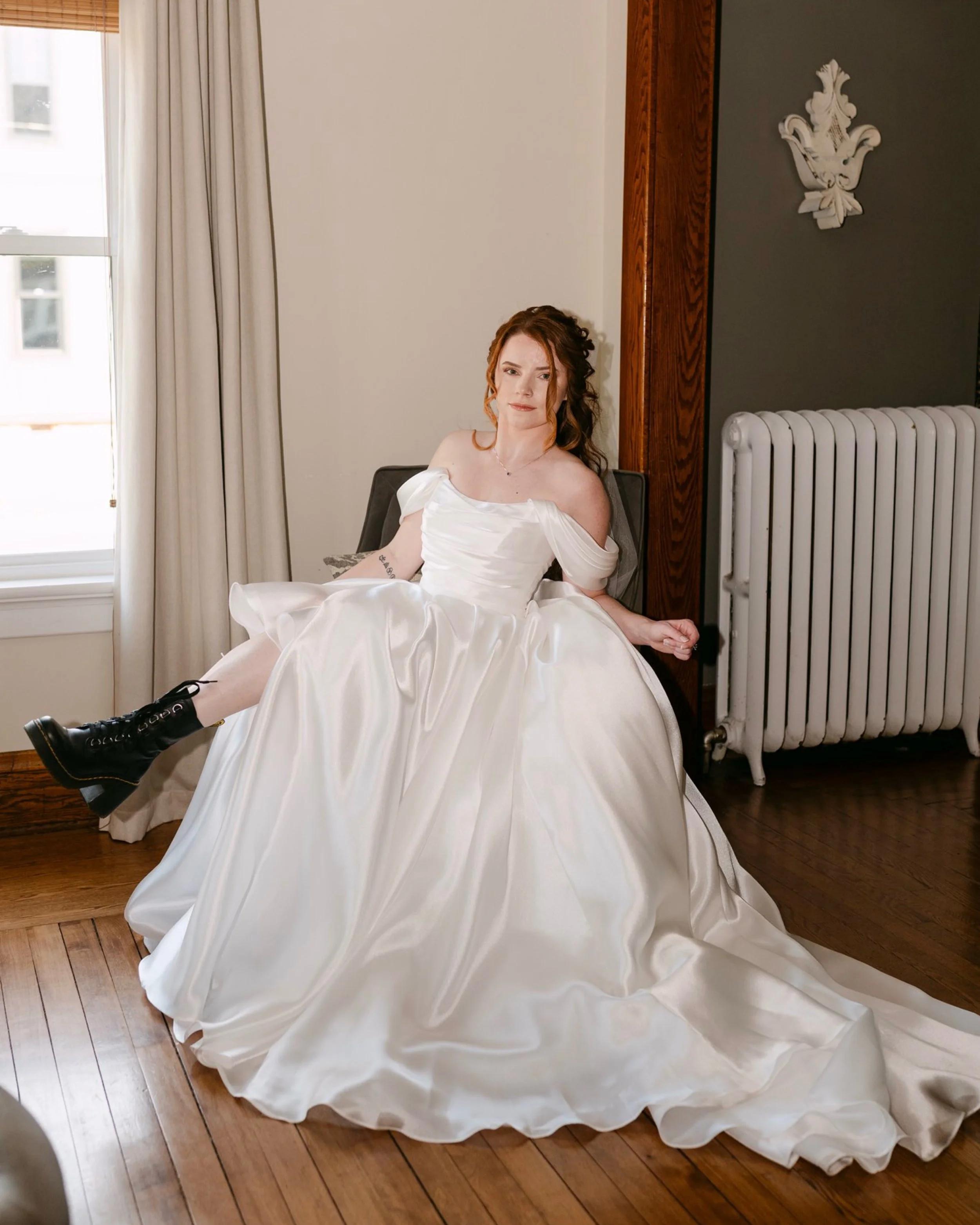 Stephanie and Jeff&rsquo;s wedding was one of the most personalized, epic days I&rsquo;ve seen. Local greenhouse wedding, hand painted table numbers, aerial silk artist at cocktail hour, multi-color wedding cake, velour tracksuit second look for the 
