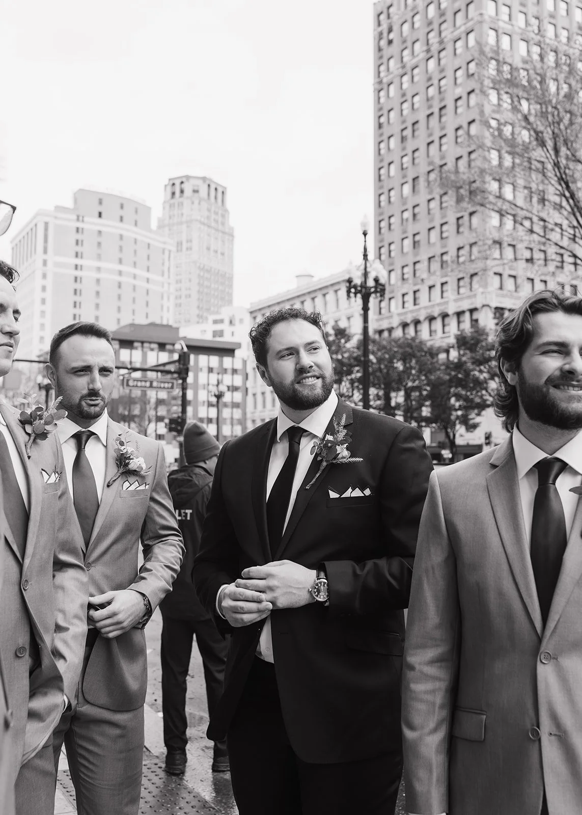 bridal-party-portraits-book-tower-wedding-alaina-miller-photography (6).jpg