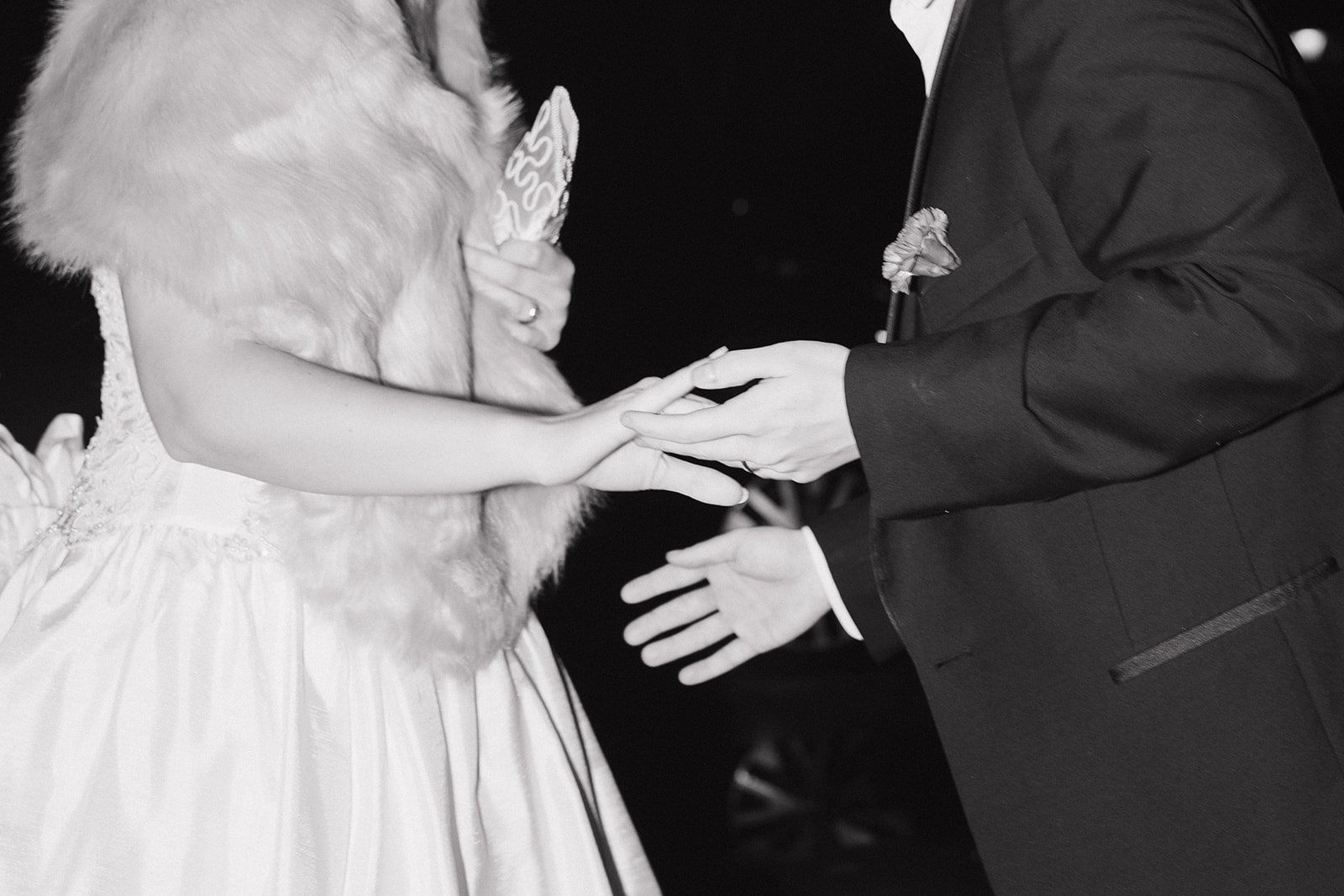 weddings-at-greenfield-village-eagle-tavern-reception-dancing-alaina-miller-photo (26).jpg