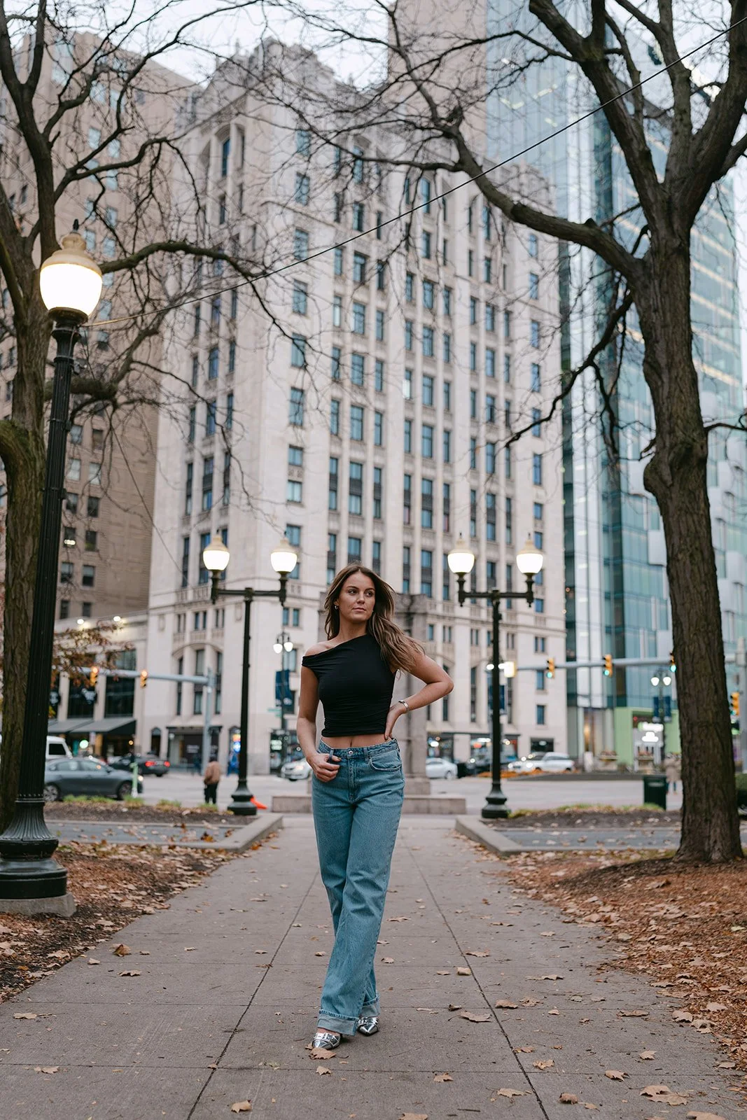 best-detroit-engagement-photo-locations-grand-circus-park-alaina-miller-photography (3).jpg