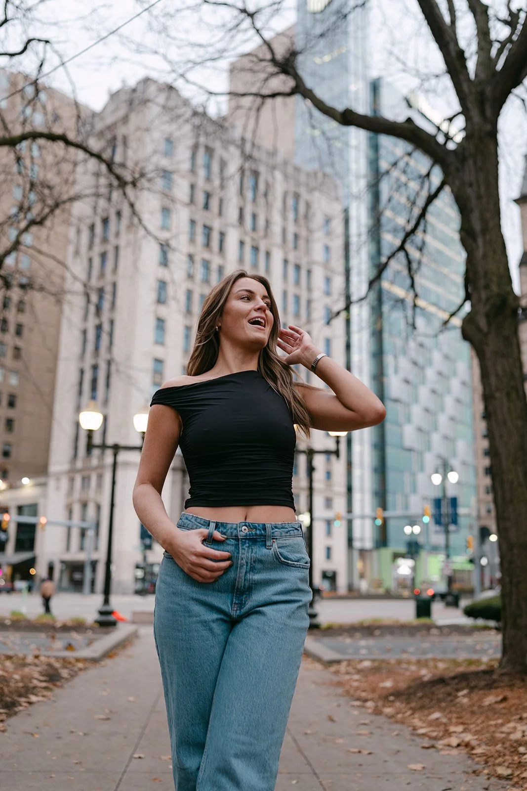 best-detroit-engagement-photo-locations-grand-circus-park-alaina-miller-photography (4).jpg