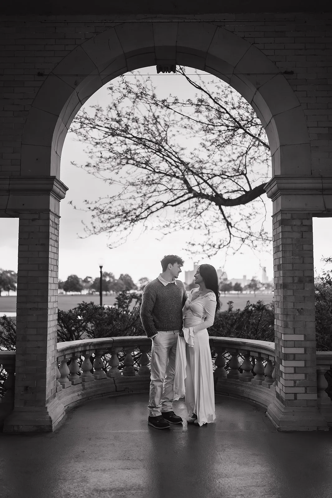 belle-isle-detroit-engagement-photos-alaina-miller-photography (15).jpg
