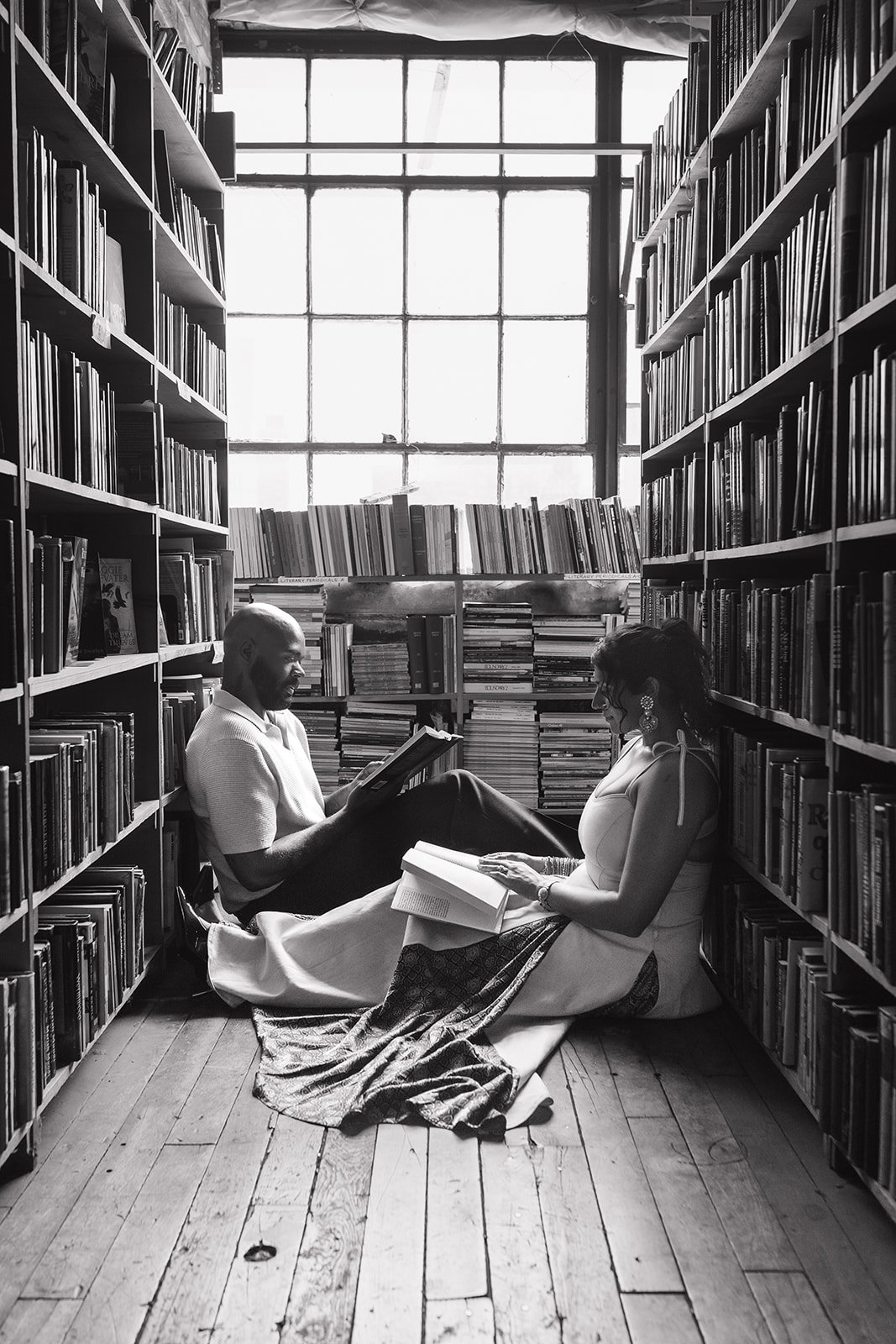 john-k-king-bookstore-detroit-engagement-photos-alaina-miller-photography (4).jpg