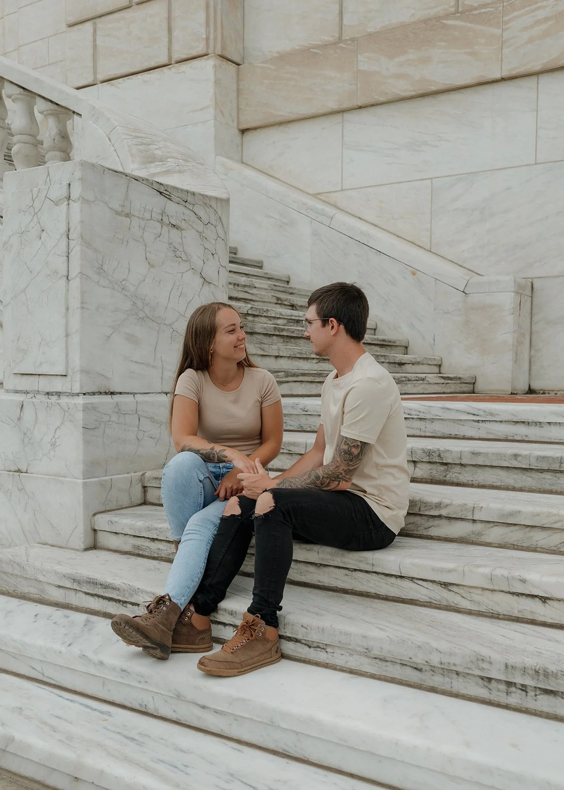 detroit-institute-of-arts-engagement-photos-alaina-miller-photography (1).jpg