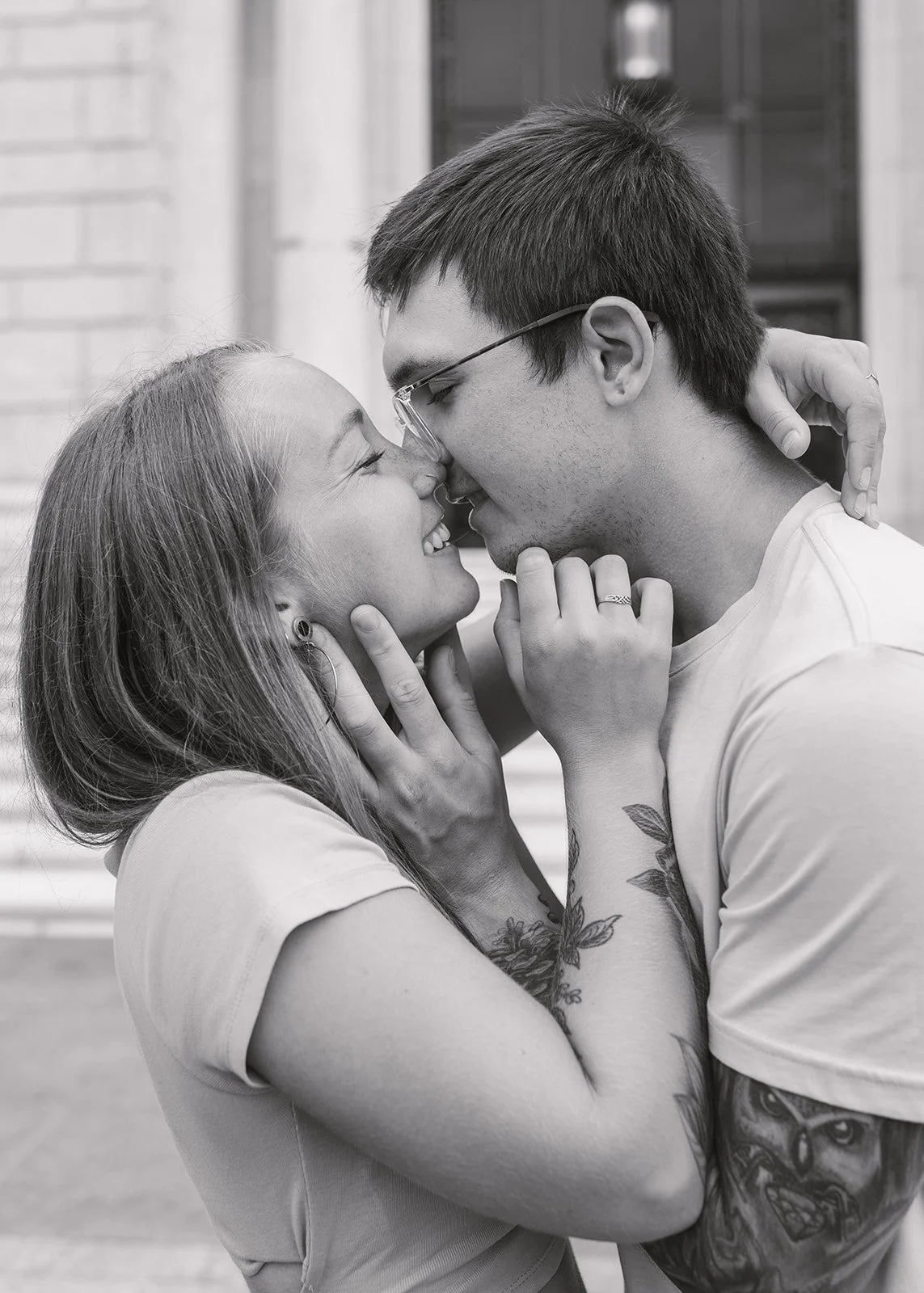 detroit-institute-of-arts-engagement-photos-alaina-miller-photography (16).jpg