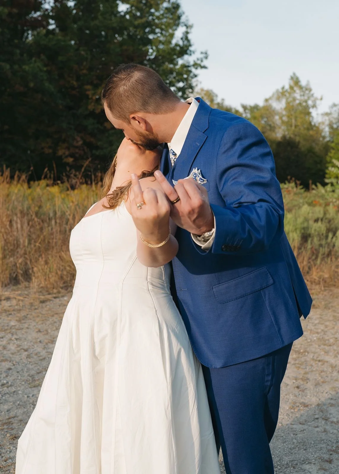 intimate-backyard-wedding35.jpg