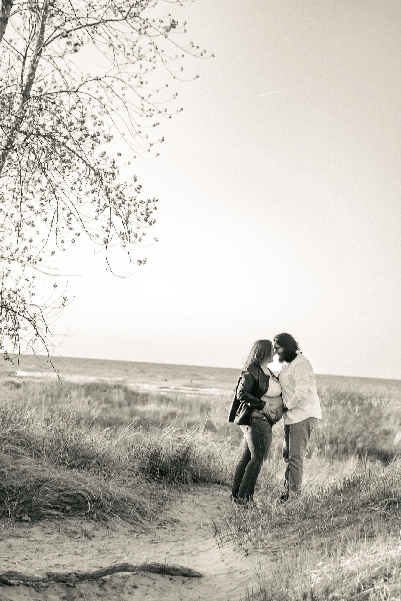 Montrose Harbor Maternity Photos-Chicago Family Photographer-Becca Heuer Photography-013.jpg