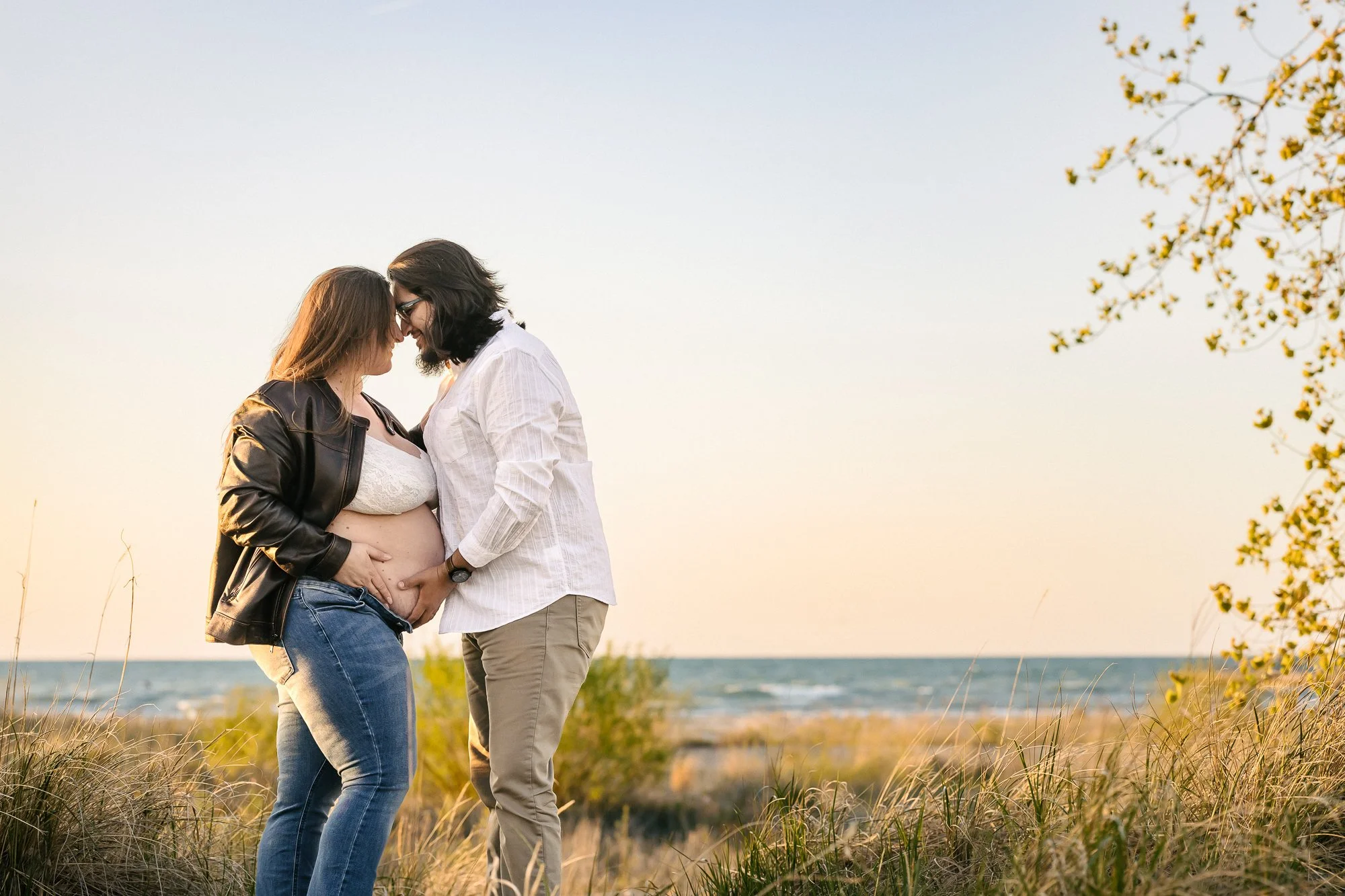 Montrose Harbor Maternity Photos-Chicago Family Photographer-Becca Heuer Photography-012.jpg