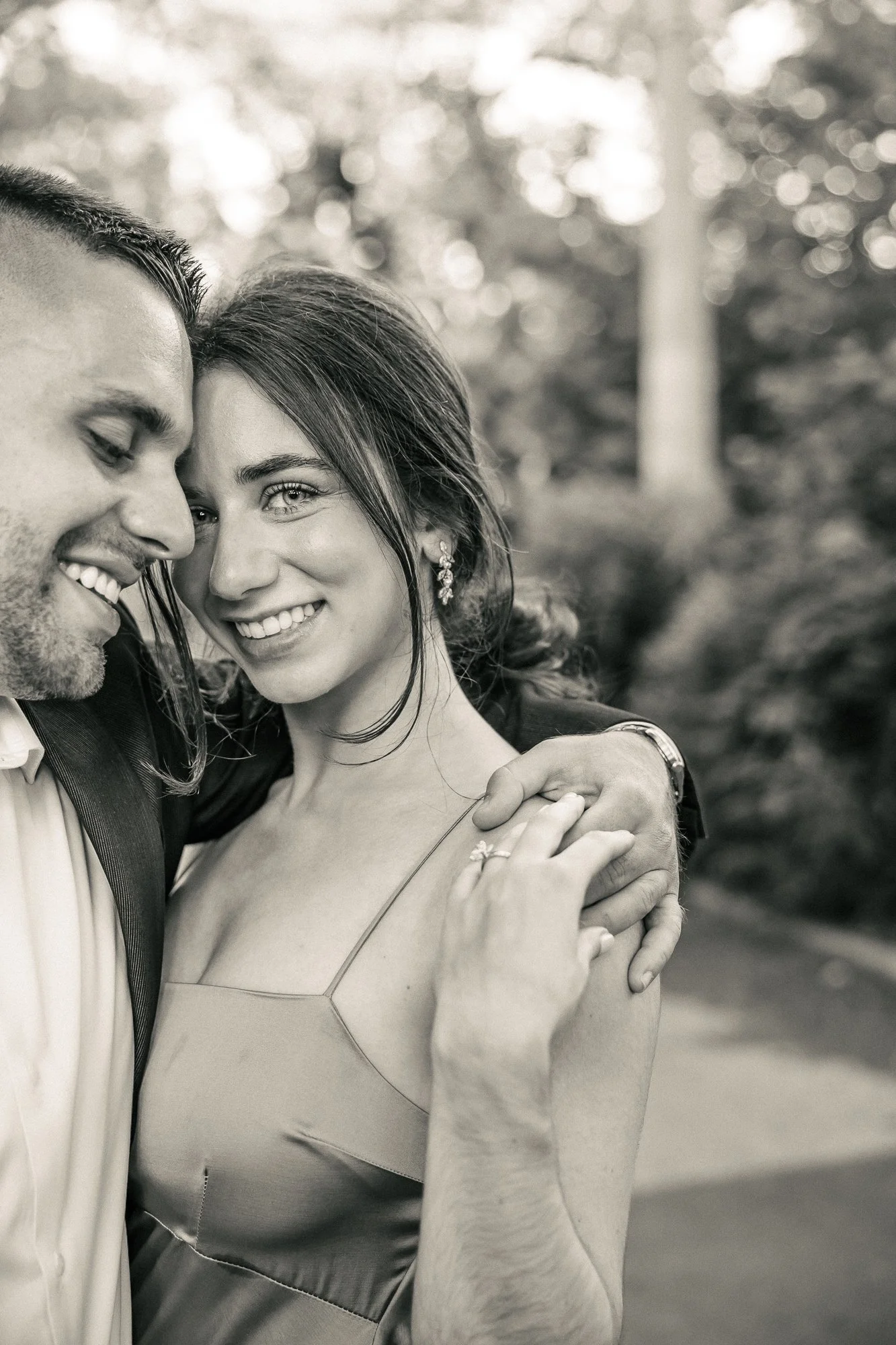 Lincoln Park Proposal-Chicago Engagement Photographer-Becca Heuer Photography-027.jpg