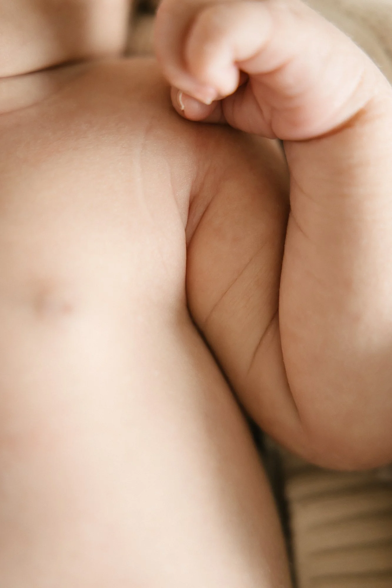 Chicago Newborn Photos-Chicago Newborn Photographer-Becca Heuer Photography-012.jpg