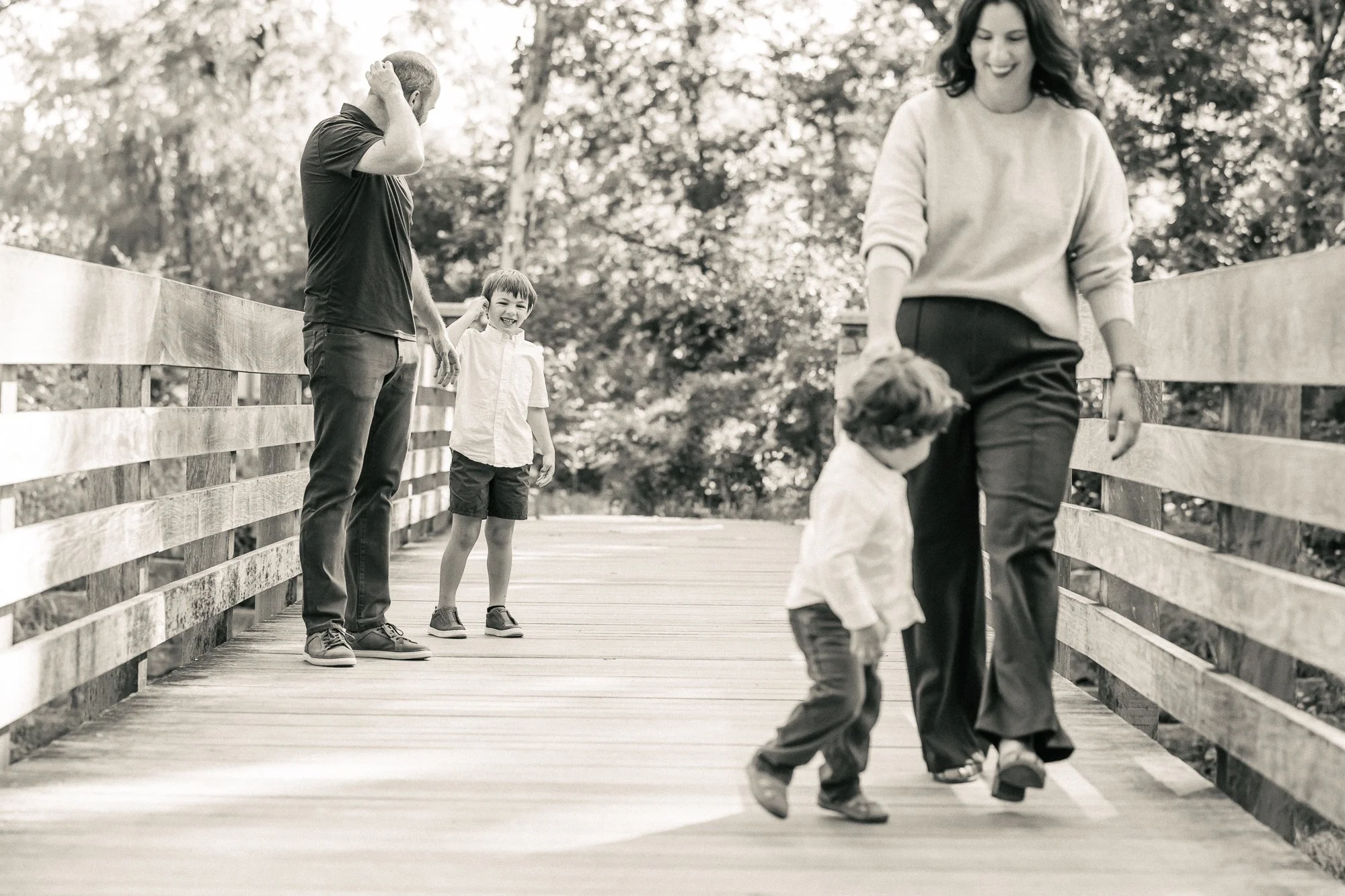 Fullersburg Woods Family Photos-Chicago Family Photographer-Becca Heuer Photography-004.jpg
