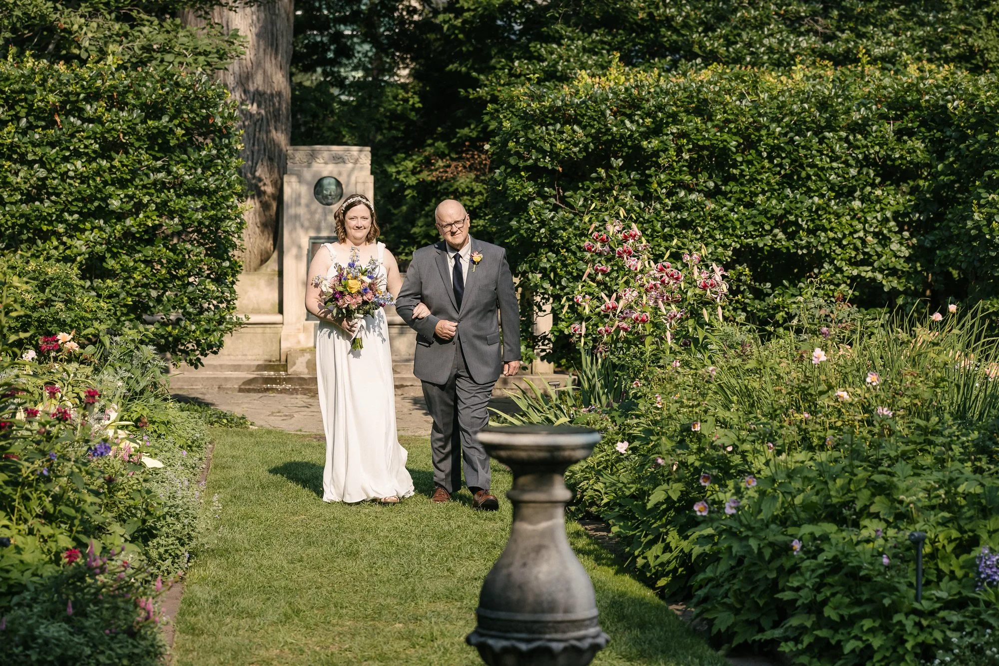 Shakespeare Garden Photos-Evanston Wedding Photographer-Becca Heuer Photography-022.jpg