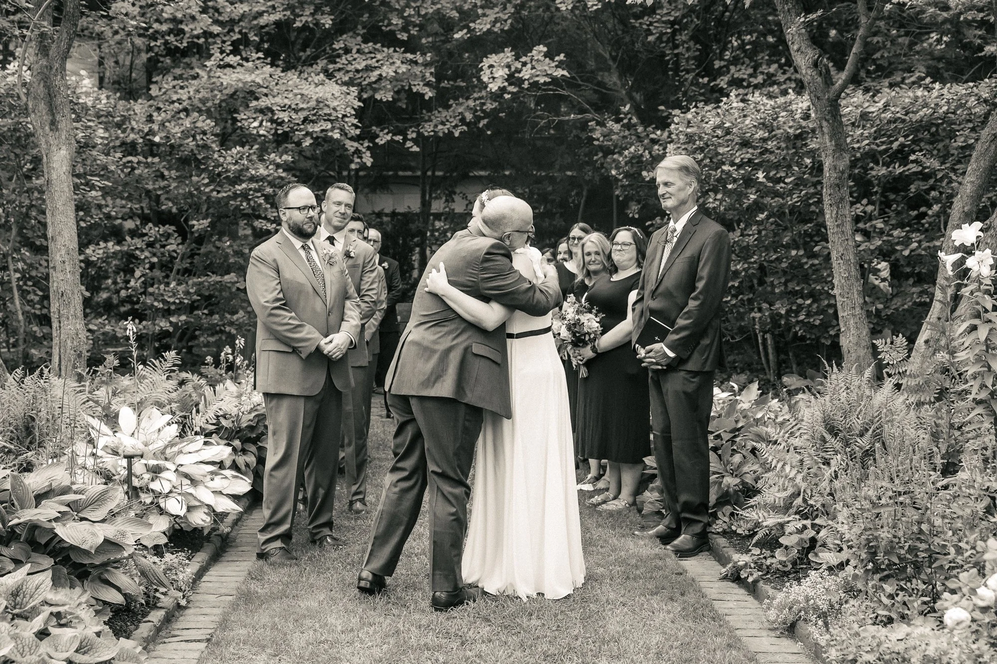 Shakespeare Garden Photos-Evanston Wedding Photographer-Becca Heuer Photography-023.jpg