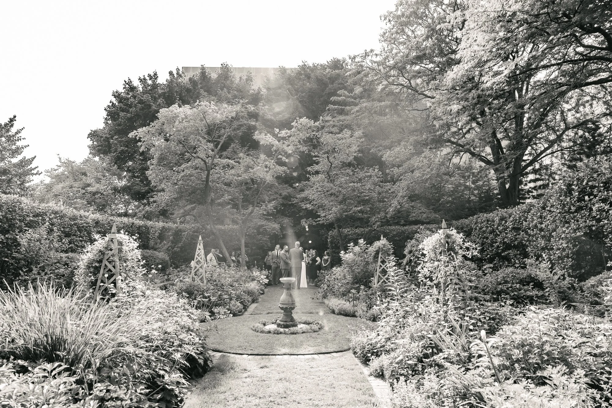 Shakespeare Garden Photos-Evanston Wedding Photographer-Becca Heuer Photography-024.jpg