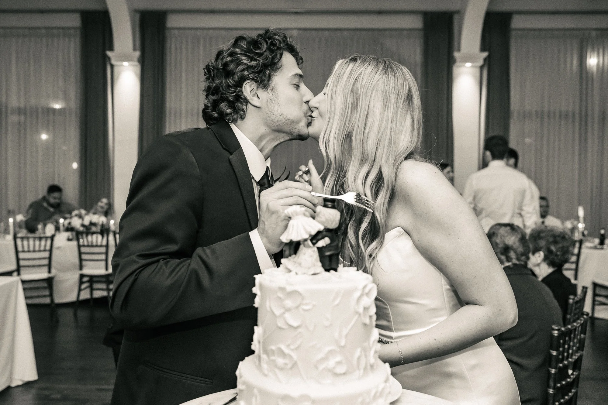 Milwaukee Wedding-Pfister and The George Wedding Photographer-Becca Heuer Photography-110.jpg