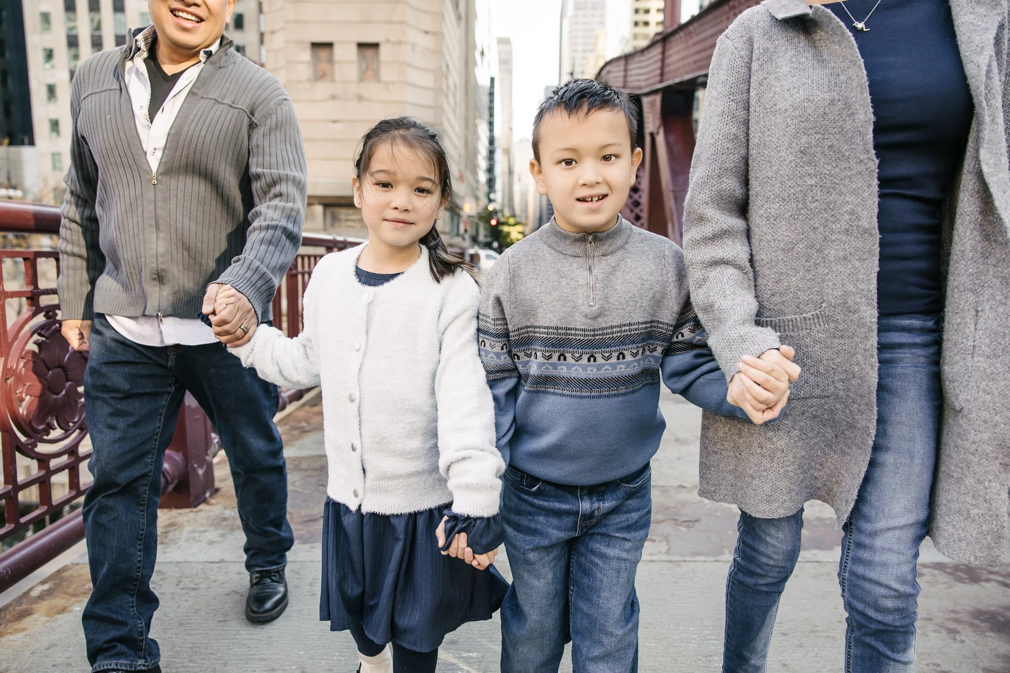 Chicago Riverwalk family photos-LOW RES Preview-Becca Heuer Photography-003.jpg