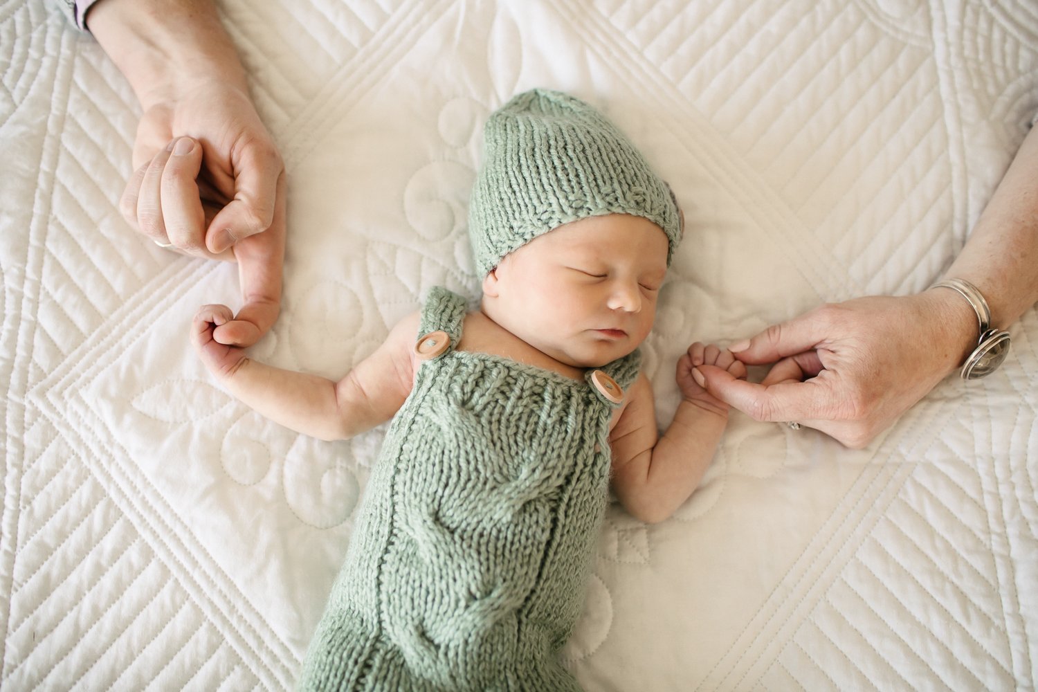 Chicago Newborn Photographer-Becca Heuer Photography-002-2.jpg