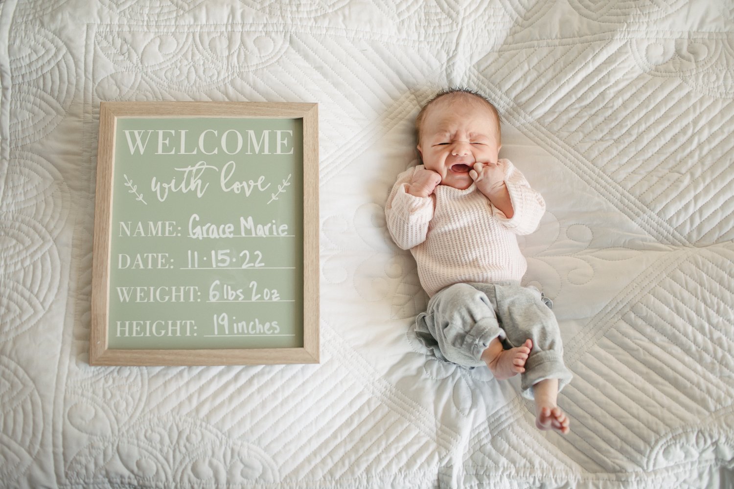 Chicago Newborn Photographer-Becca Heuer Photography-005.jpg