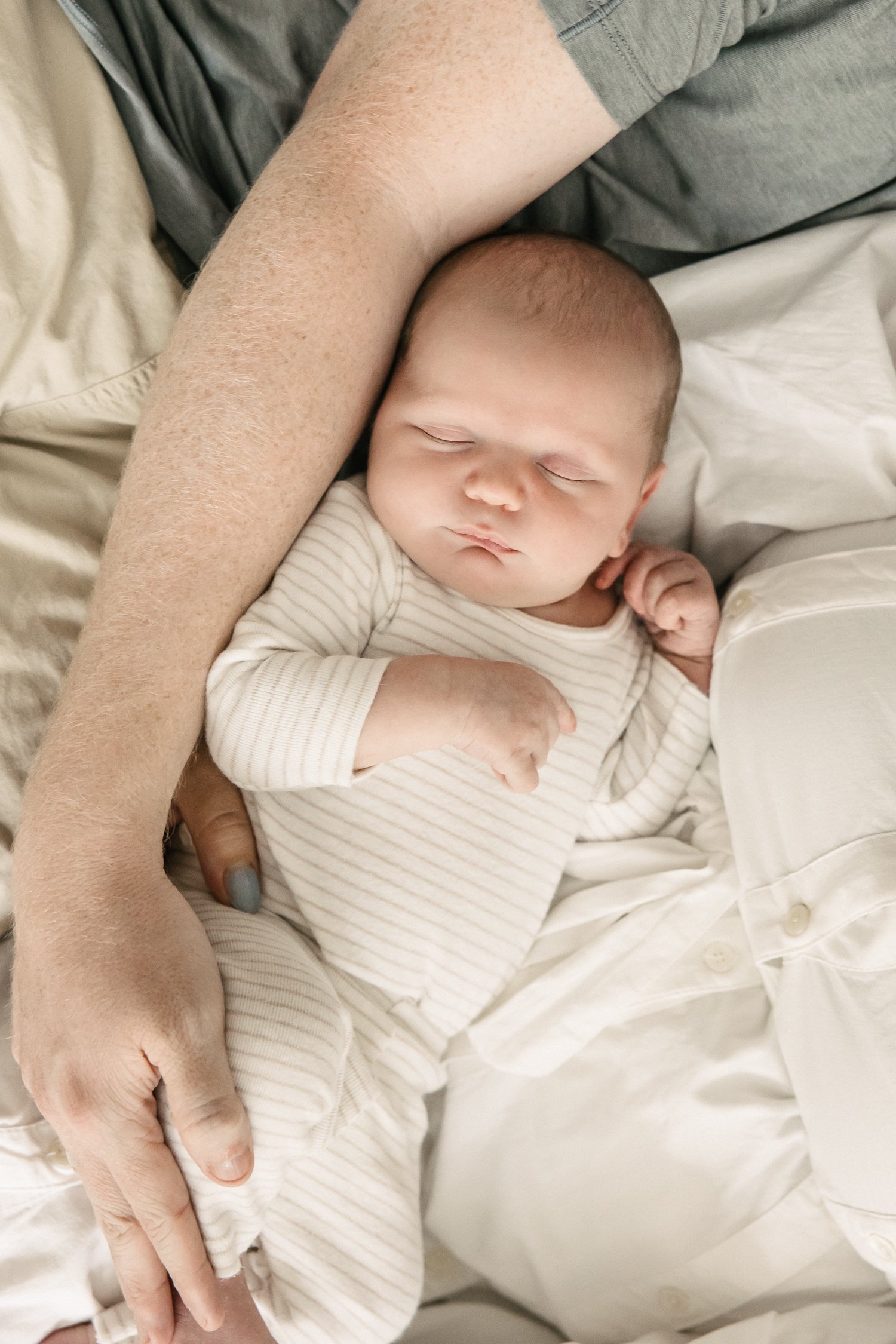 Riverside Newborn Photographer-Becca Heuer Photography-004.jpg