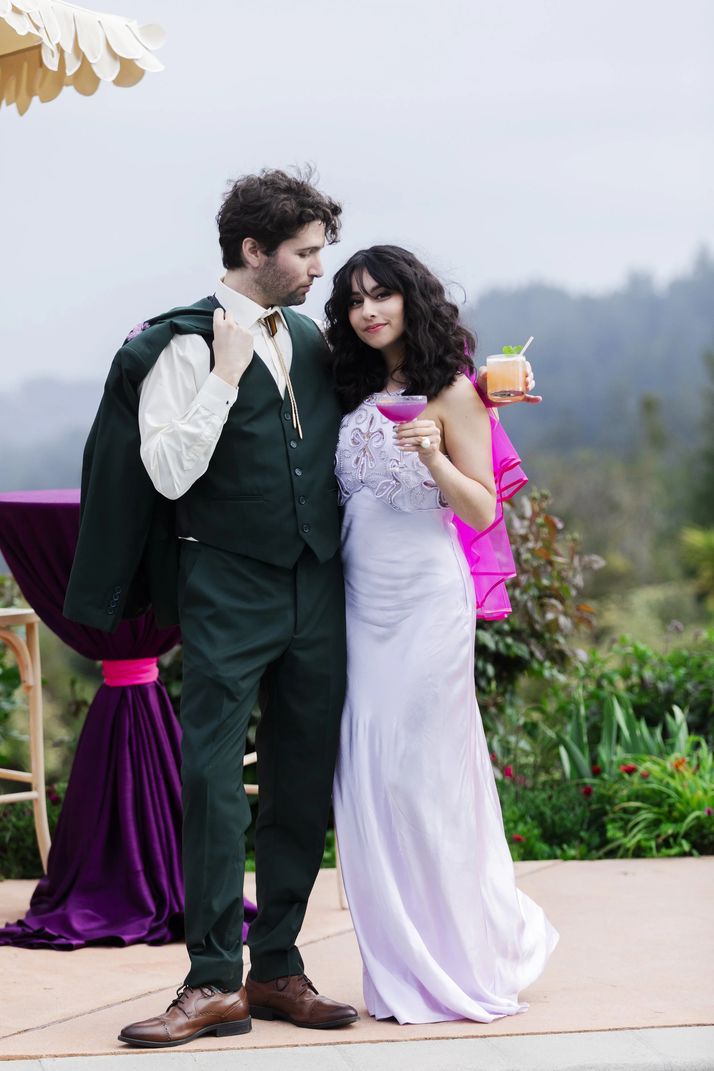 Photo Credit: Natasha Lozanoff
Styling: Lindsey Hastings (Relic Events)