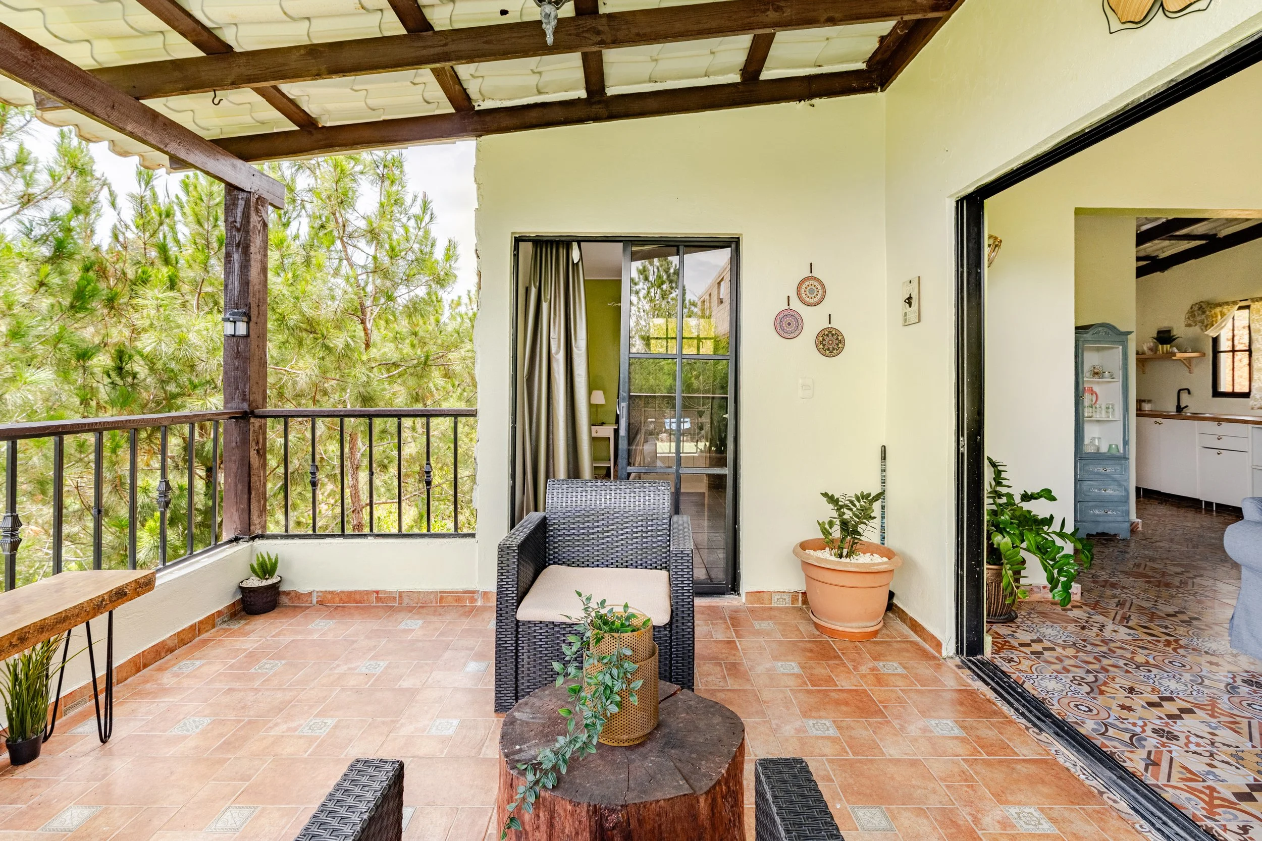 BALCON COLONIAL3.jpg