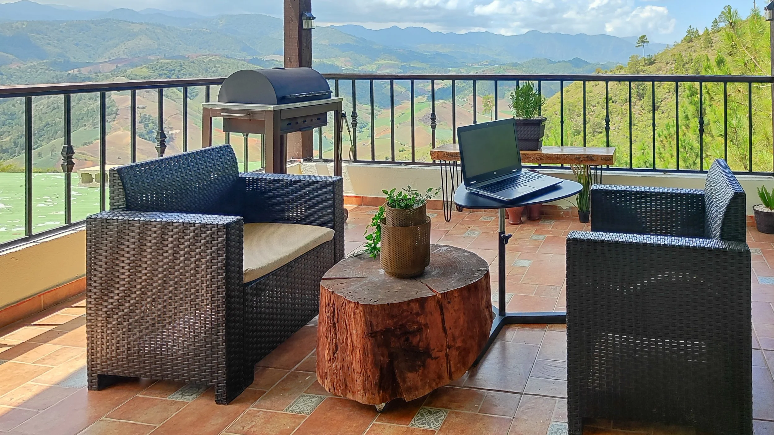 BALCON COLONIAL5.jpg