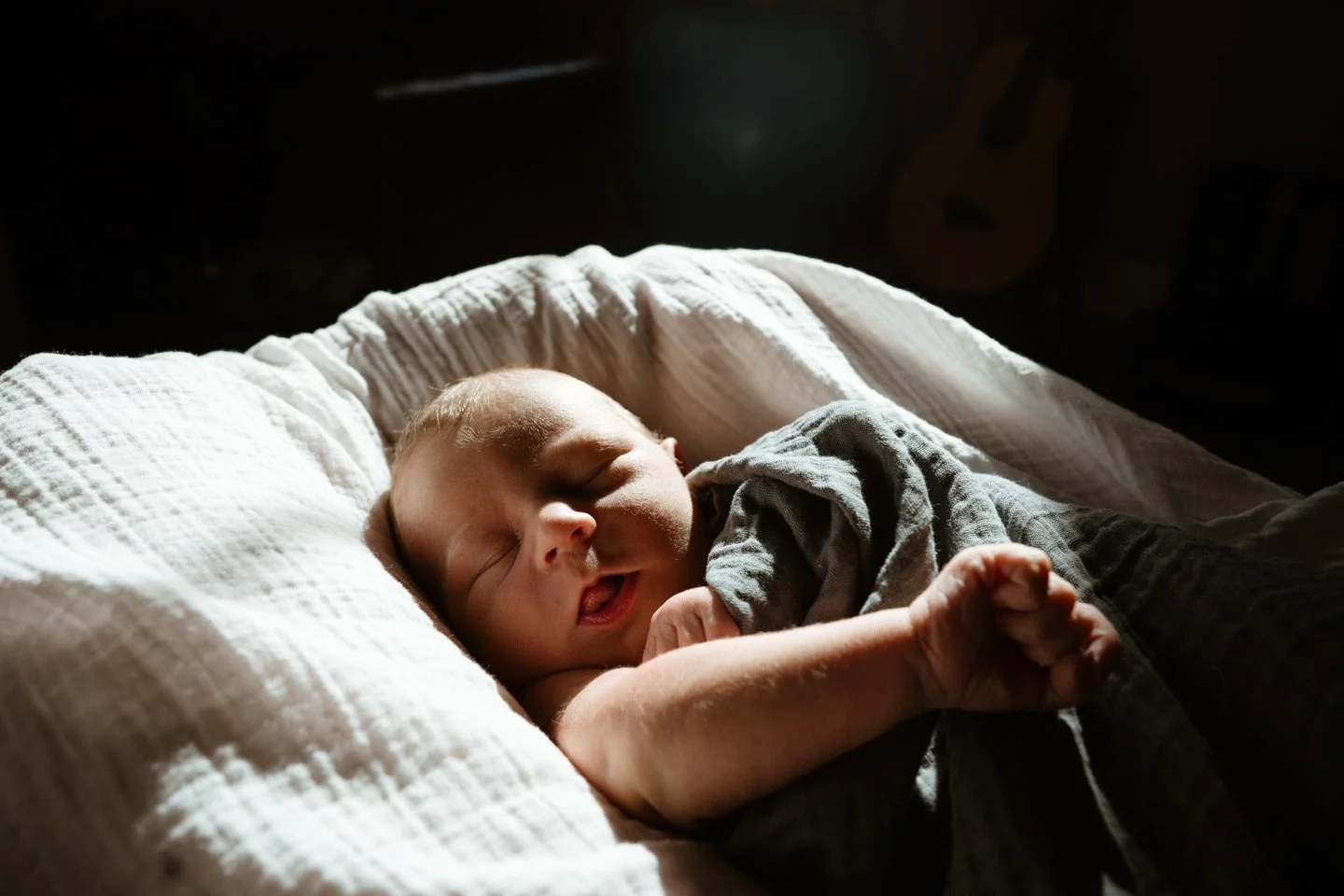 Life is precious ❄️

Sharing some of these sweet photos of a beautiful growing family from Christmas time 

 Blessings to this new mother @emmaleighcee , it&rsquo;s been an honor to witness you through pregnancy and postpartum!