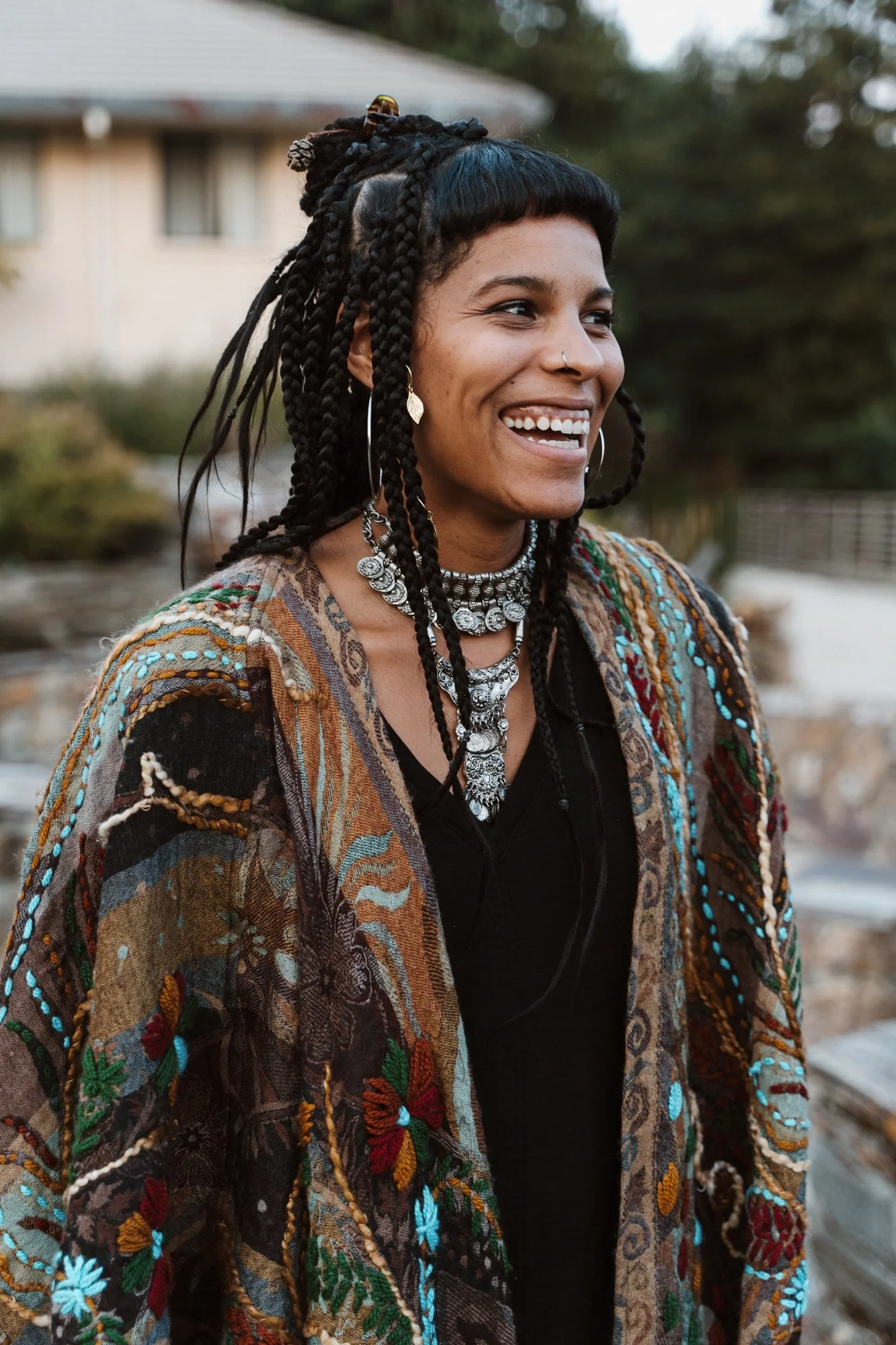 women-in-ceremony-sacred-wild-33.jpg