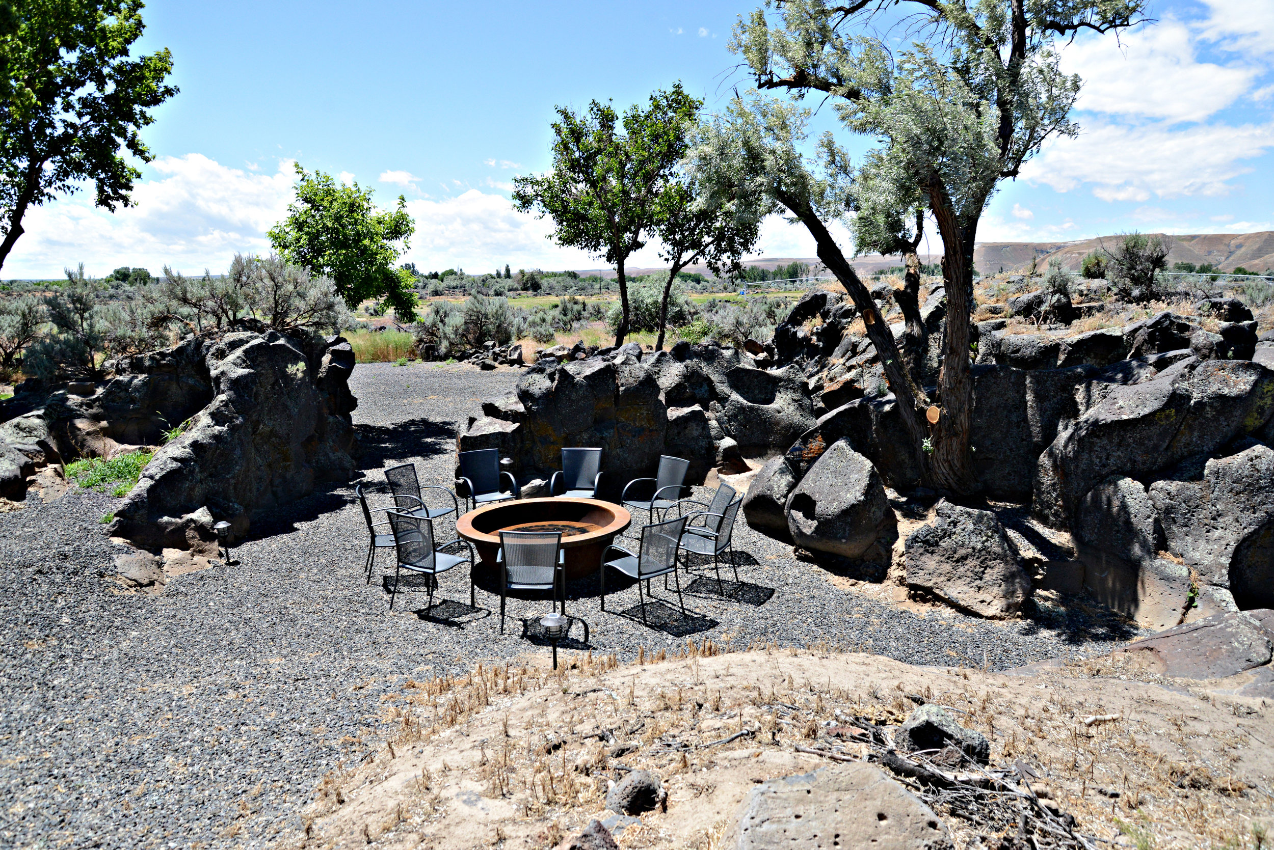 Hooch Fire Place.JPG