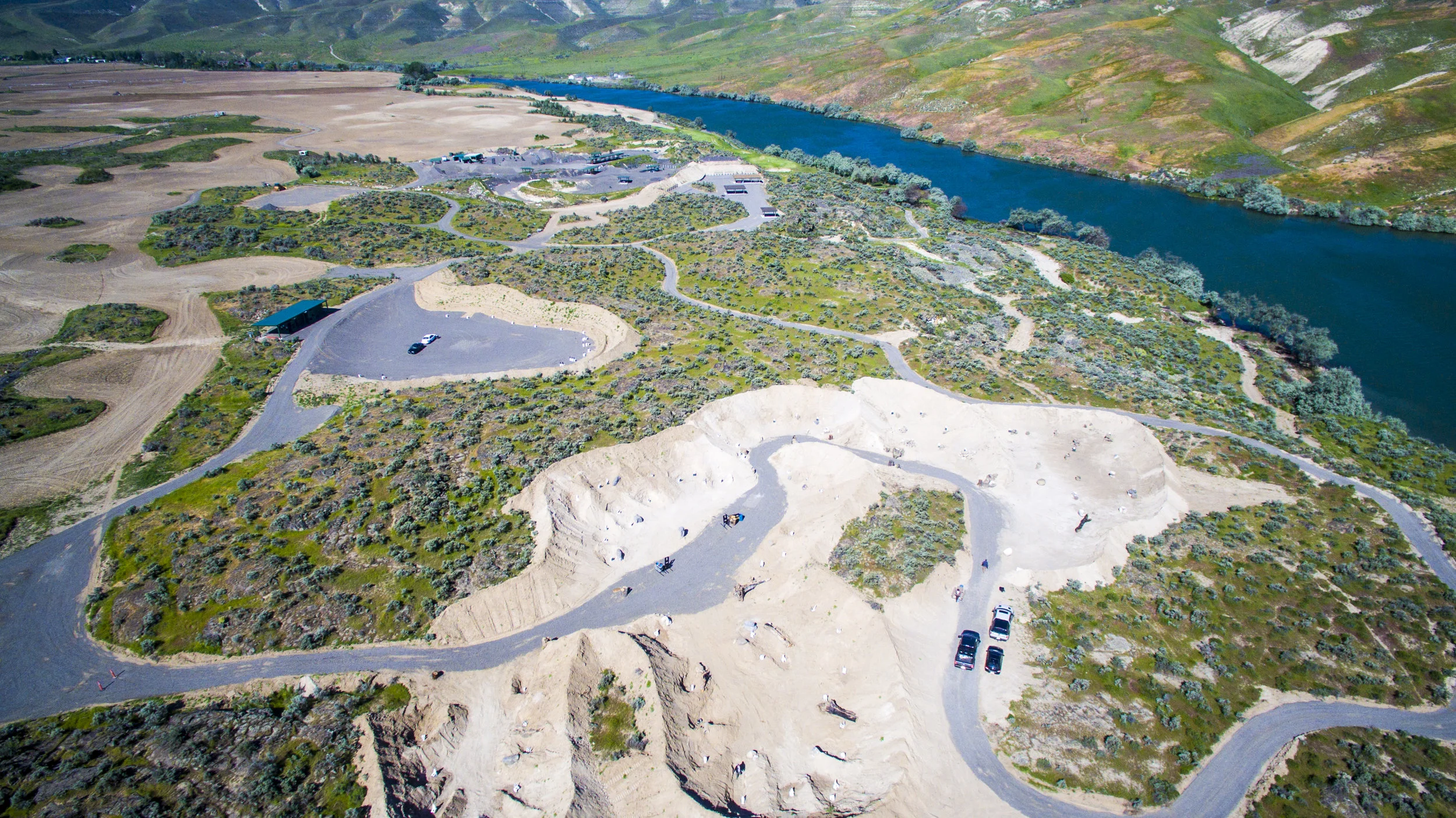 17 Wide SouthtoNorth.jpg