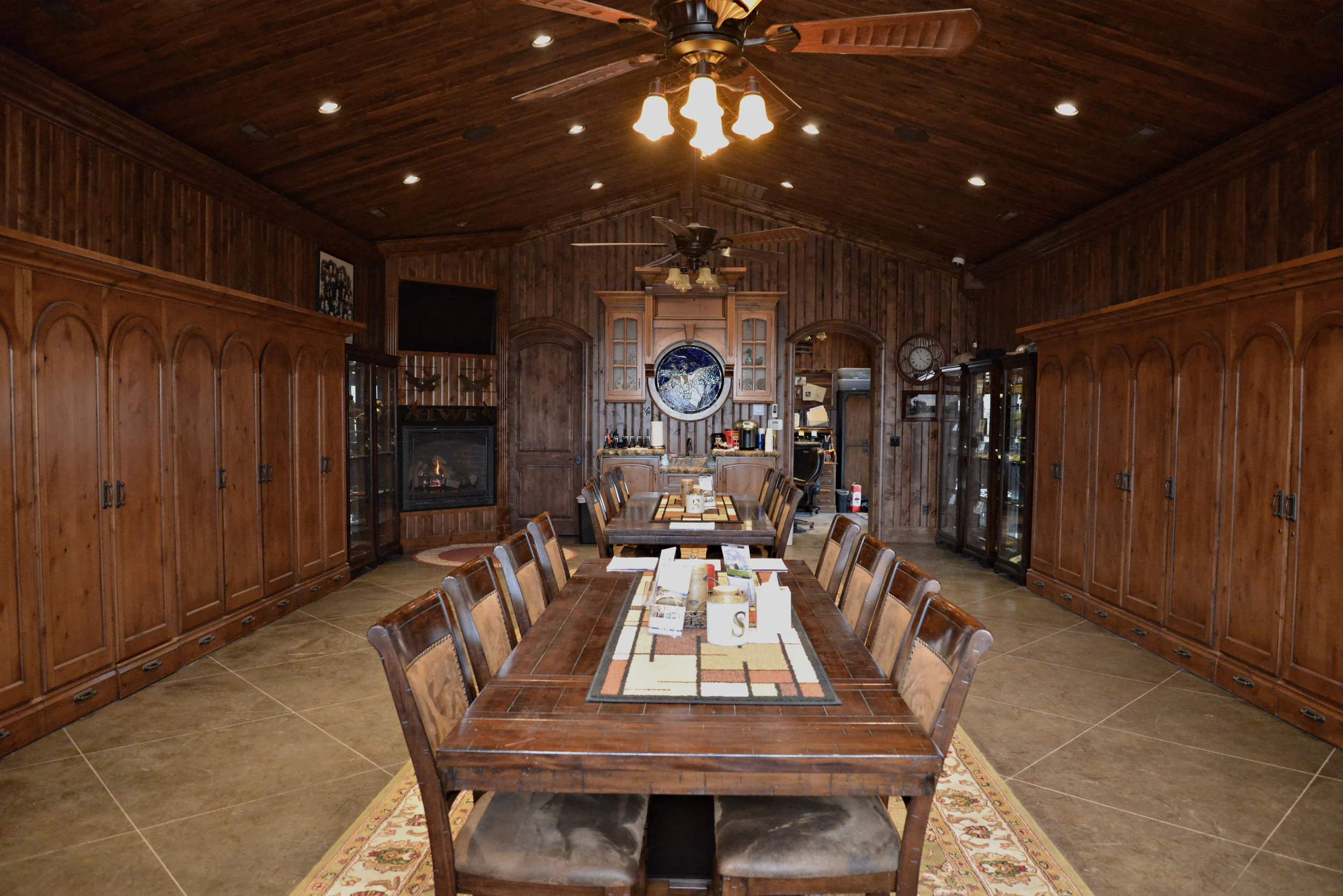 Pro Shop Interior.JPG