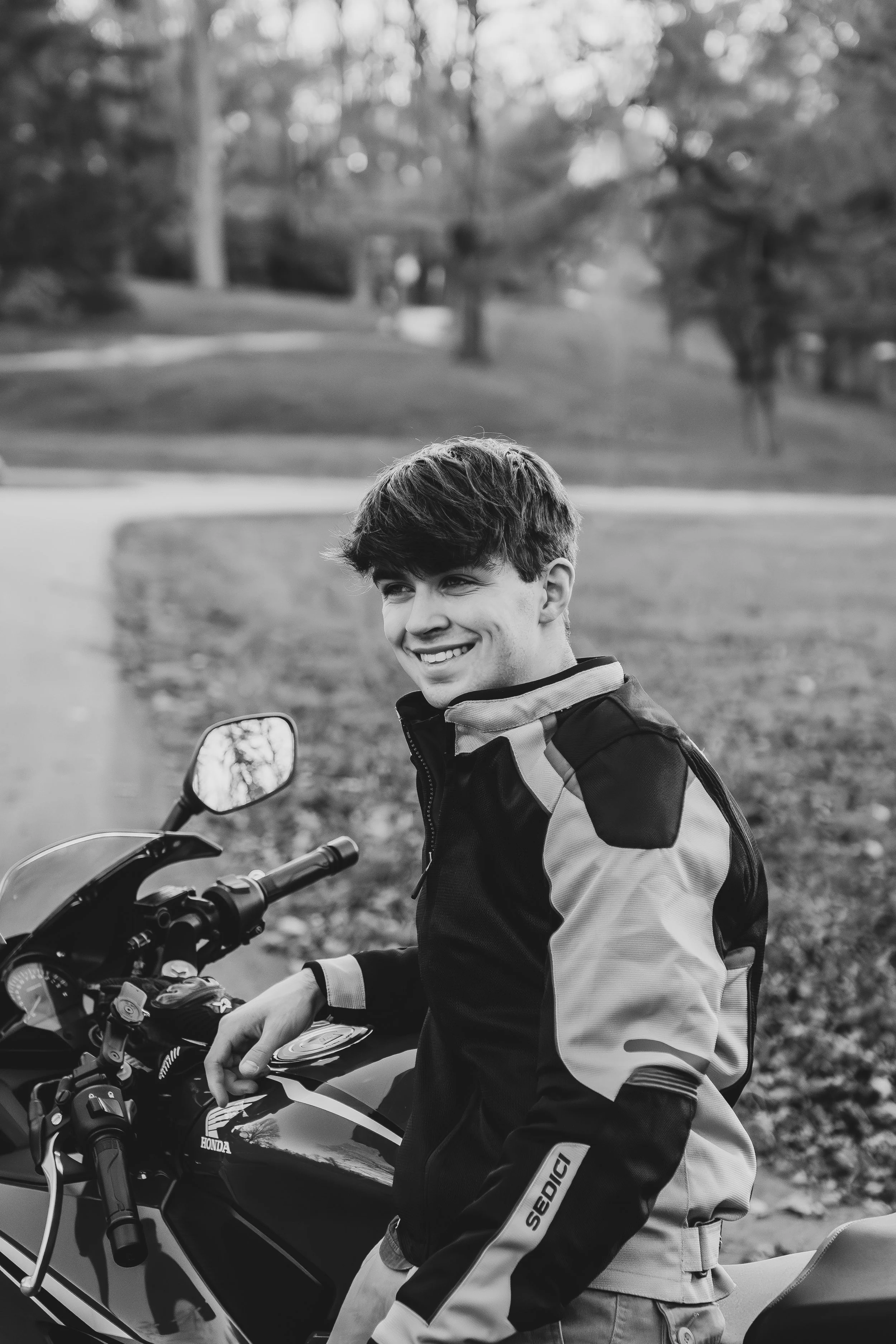 Zach Gardner_Graduaing Senior Session_11.8.24 (39 of 46).jpg