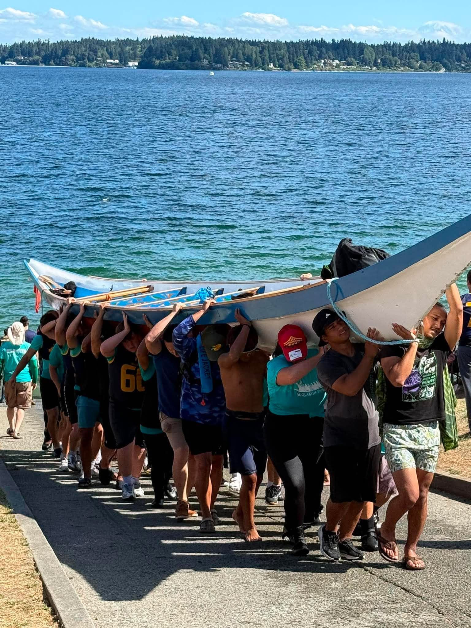 carrying canoe.jpg