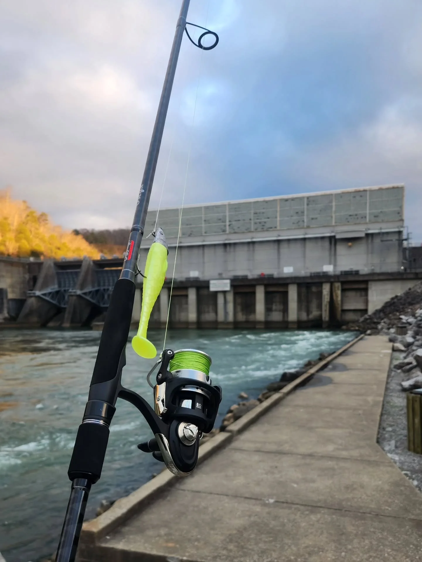 Winter river fishing 📈📈📈