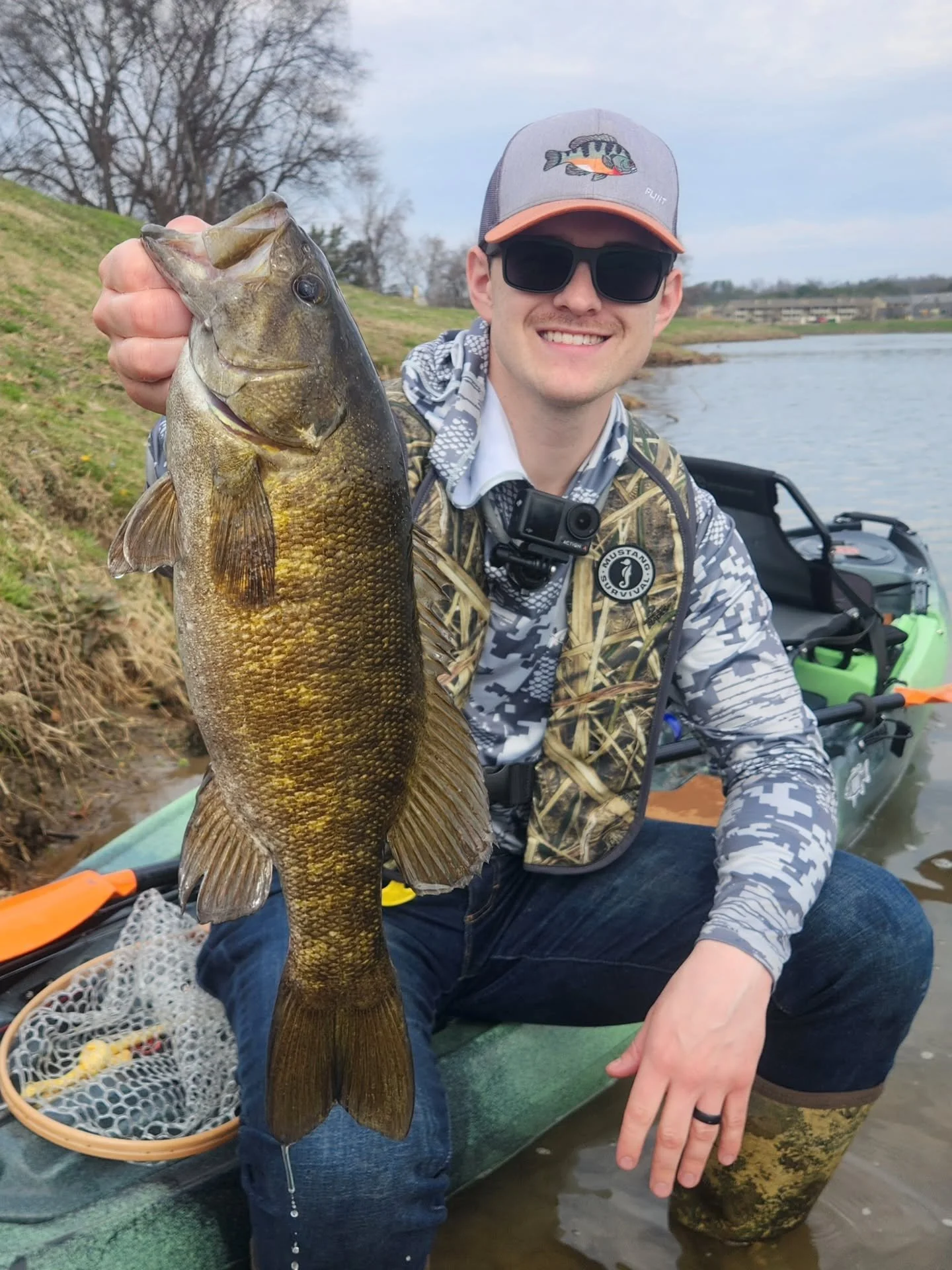 Got my first smallies of 2026 today! Only 2, but I'm not gonna complain about any fishing trip that includes an 18.5"er! Shout out to @creekfishingadventures for letting me try out his kayak.
