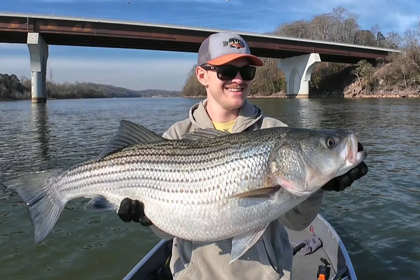 I had myself a bit of a day recently. Caught 1 massive striper that went 31.75" (forgot to weigh it, but surely 20 lbs, right?), a ~6 lber, and a bunch of schoolies. This was actually the same trip when I got my PB smallie too. The video is gonn