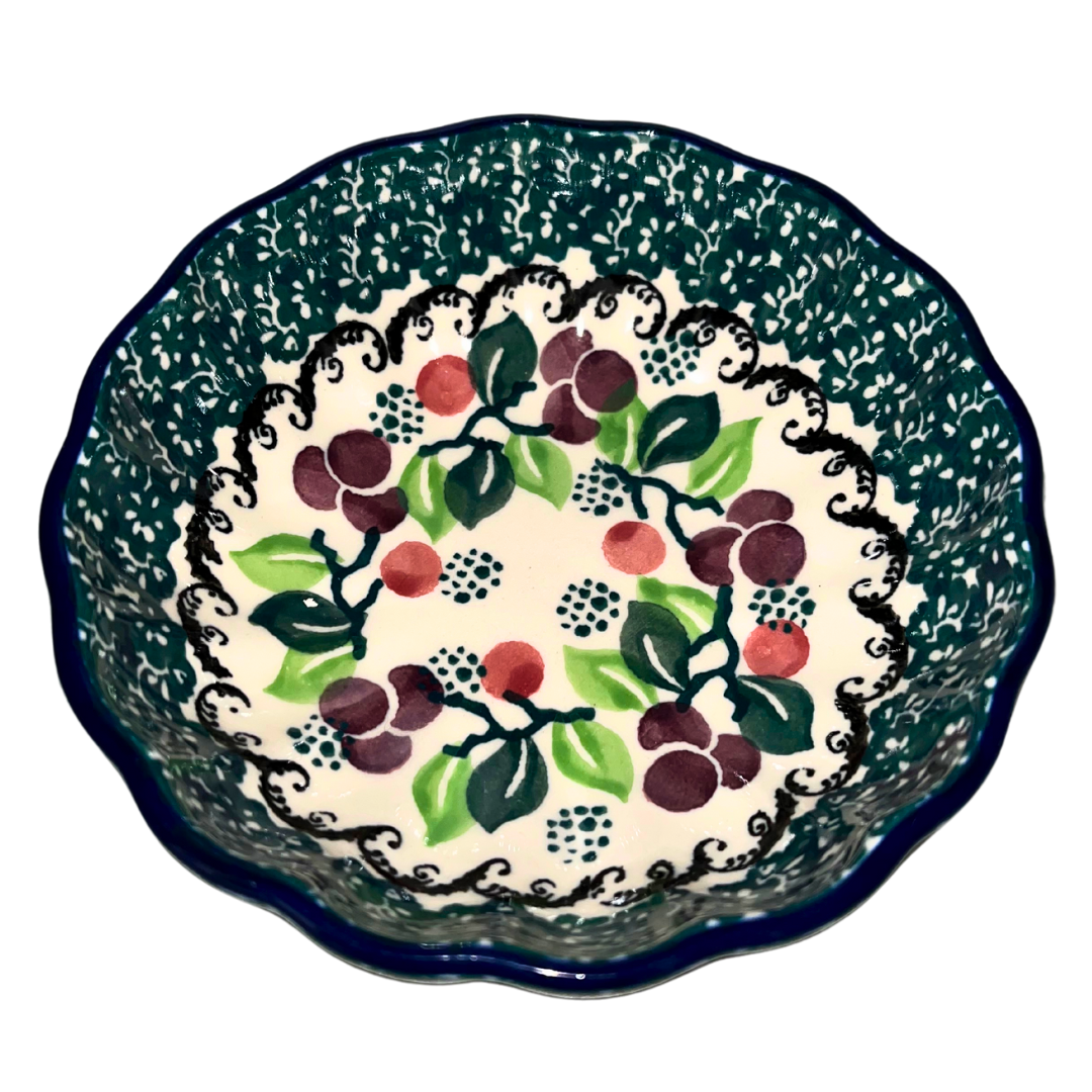 Ceramika Artystyczna 1415X Polish Pottery 5 inch Scalloped Bowl Burgundy Berries