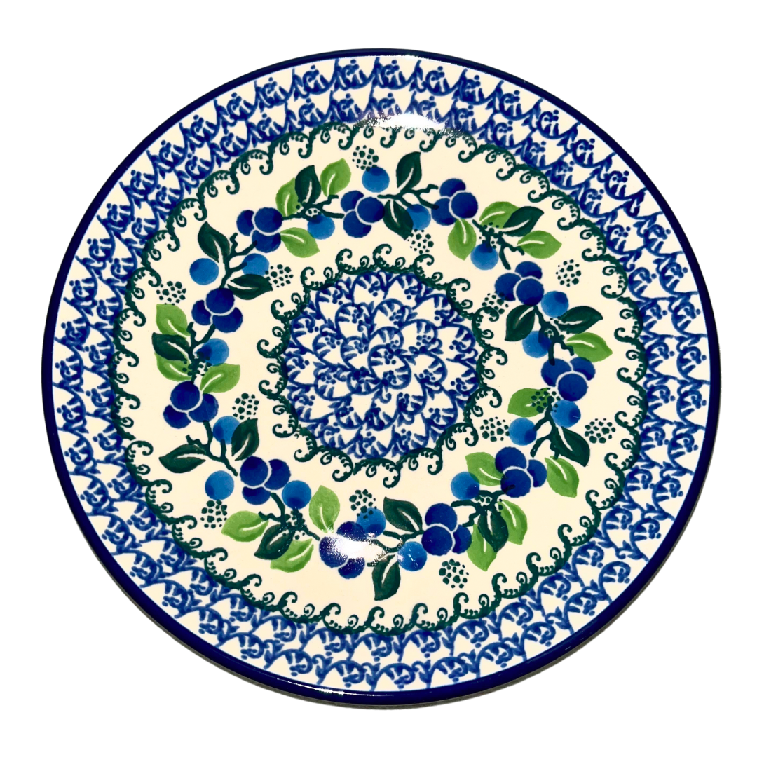 CA 1416X POLISH POTTERY 7.75 INCH PLATE BLUEBERRIES