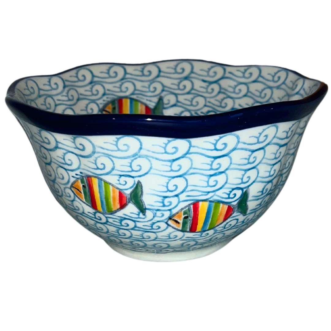ca 2540x polish pottery small wavy edge bowl rainbow-fish