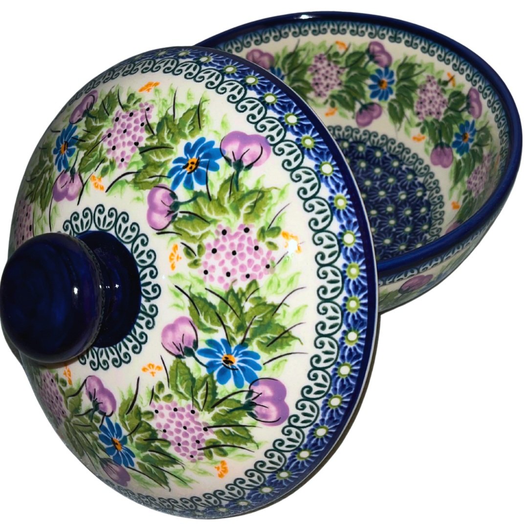 09-041+SET+BOWL+WITH+CASSEROLE+LID+OPEN.jpg