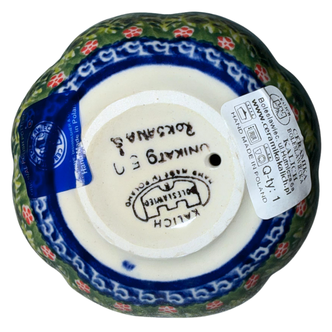 Ceramika Kalich Pattern 950 Polka Chicken Polish pottery with hand-painted hens and floral garden design.